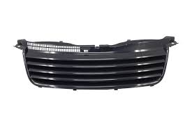 Priekinės grotelės be ženkliuko skirtos VW Passat B5.5 3BG (01-04)