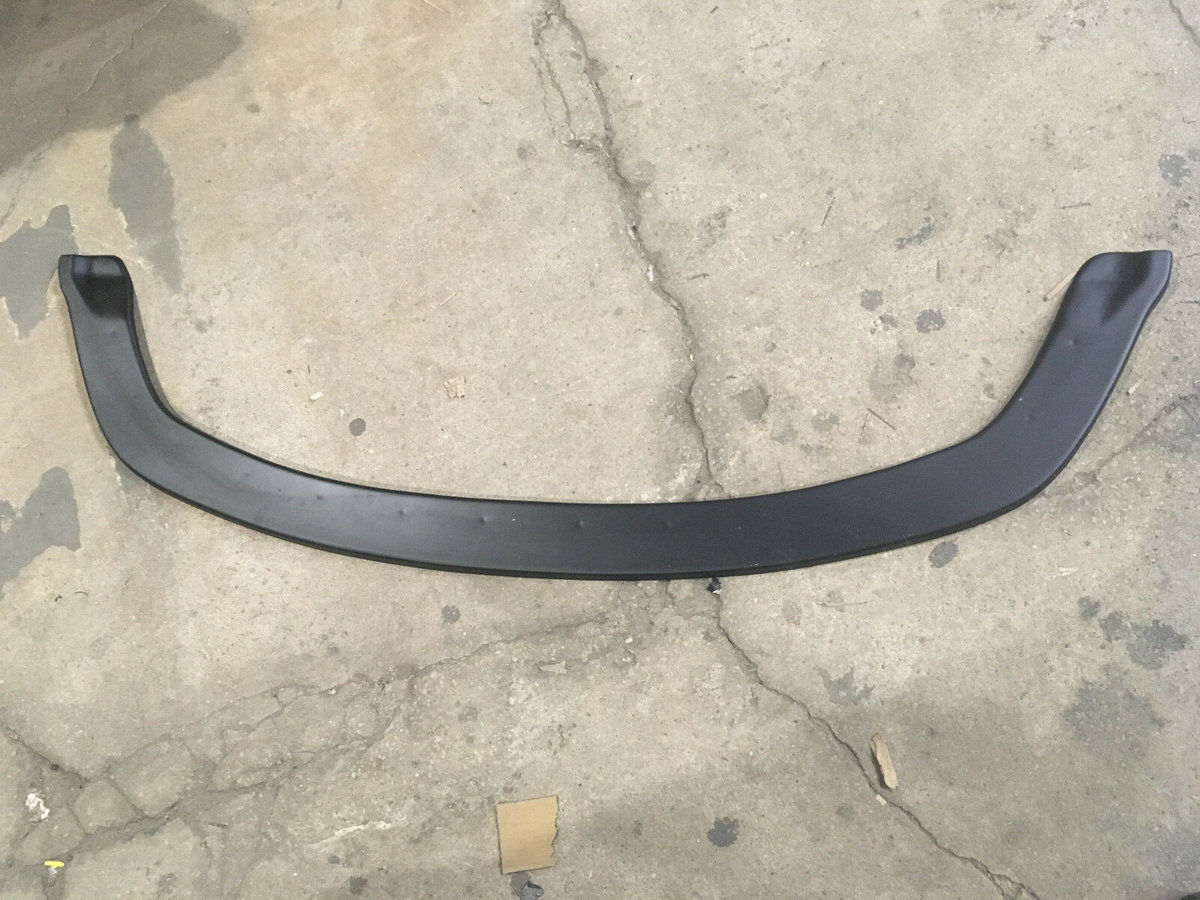 Priekinio spoilerio priedas AU-S3-8L-SD1G