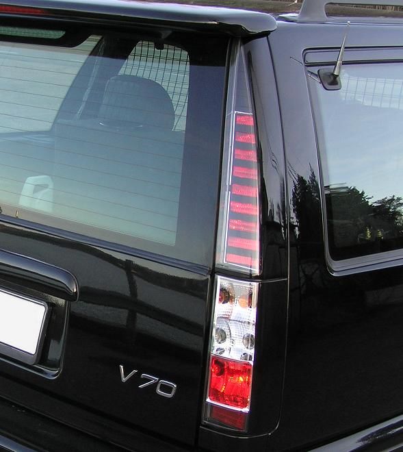 RETI juodi galiniai žibintai Volvo 850 + V70 MK1