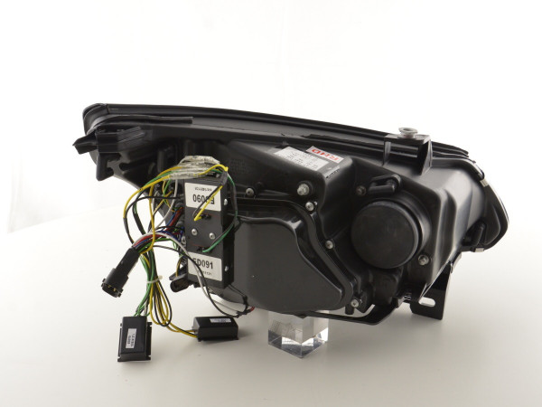 BMW 5 serijos E60/E61 metų 03–04 metų juodo chromo „Angel Eye“ priekinis žibintas su LED ksenonais, RHD