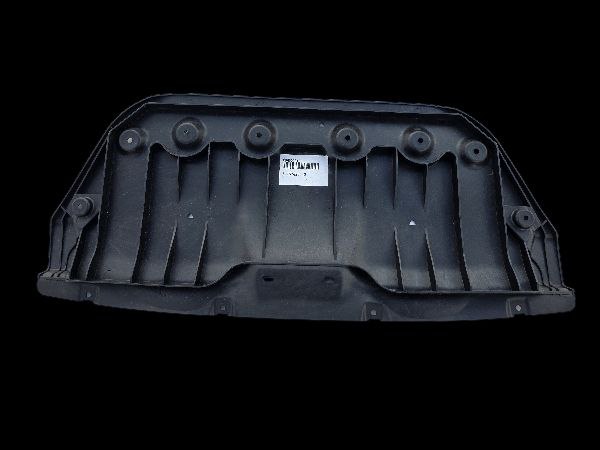 3 SERIJA G20 G28 PLASTIKINIS VARIKLIO PURVASARIS APATINĖ AUTOMOBILIO DANGTIS 