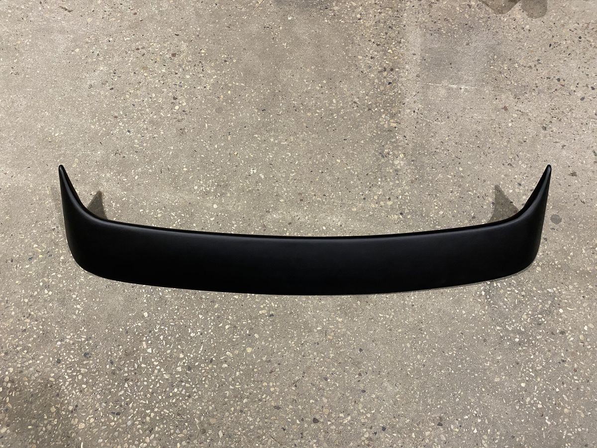 Galinis stogo spoileris/ lango dangtis HM style BMW E38