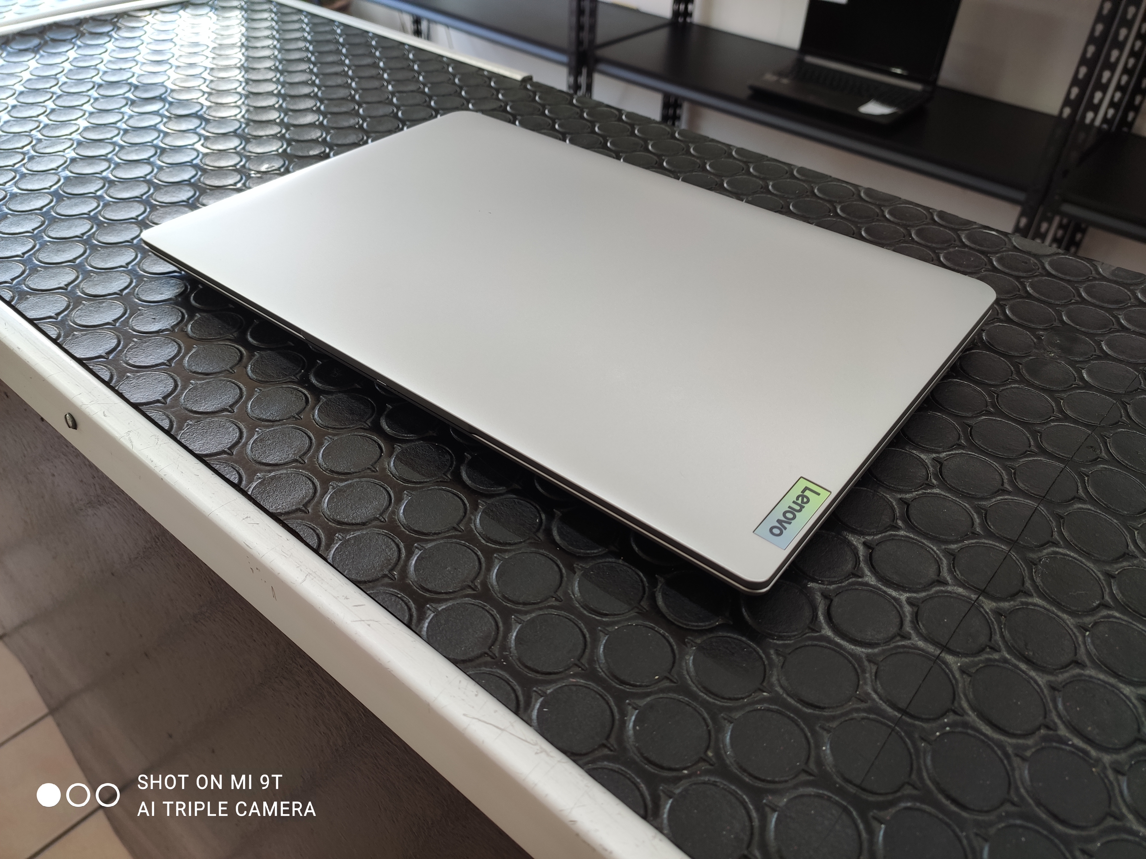 Laptop Lenovo