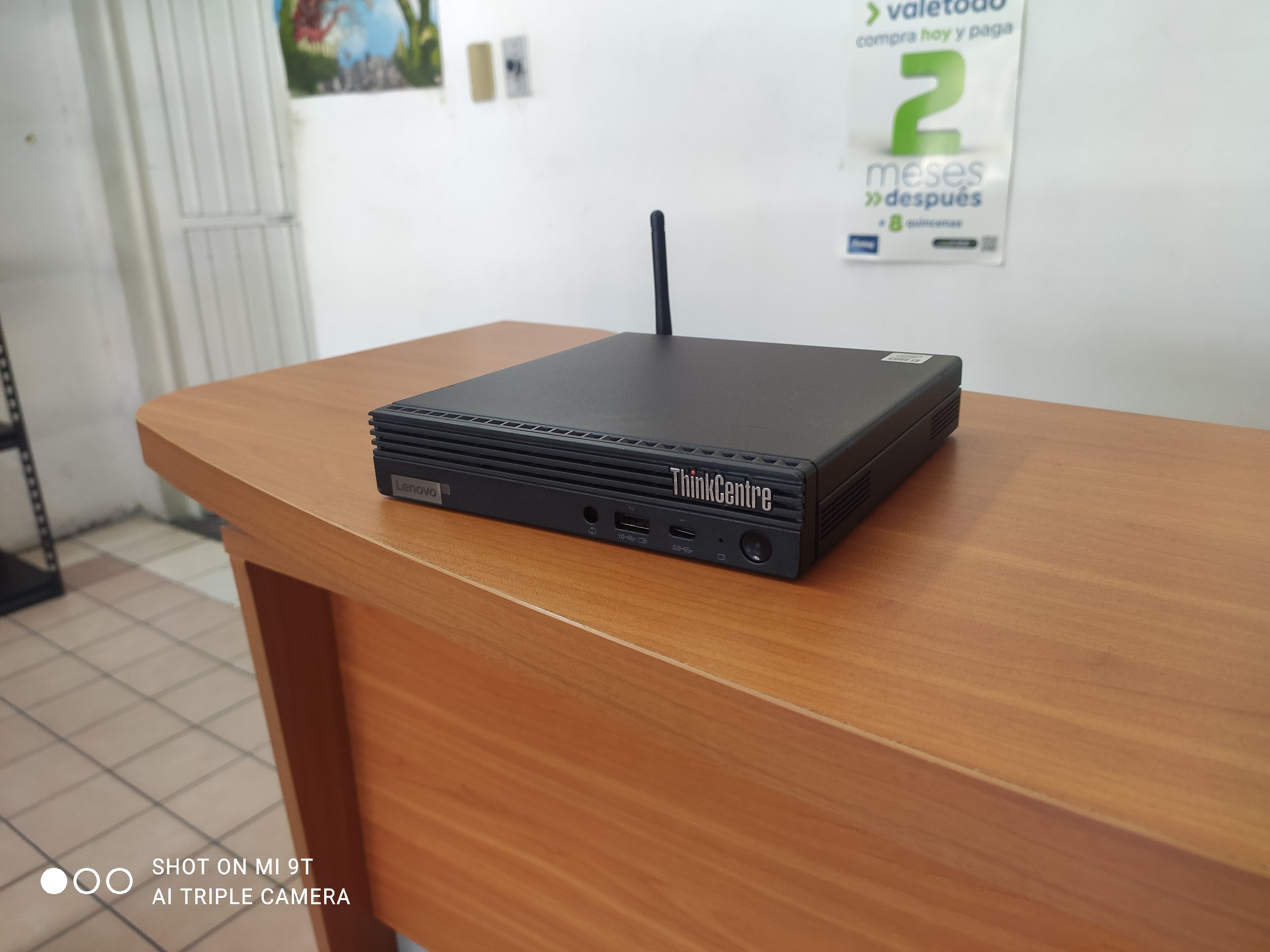 Lenovo ThinkCentre Mini PC