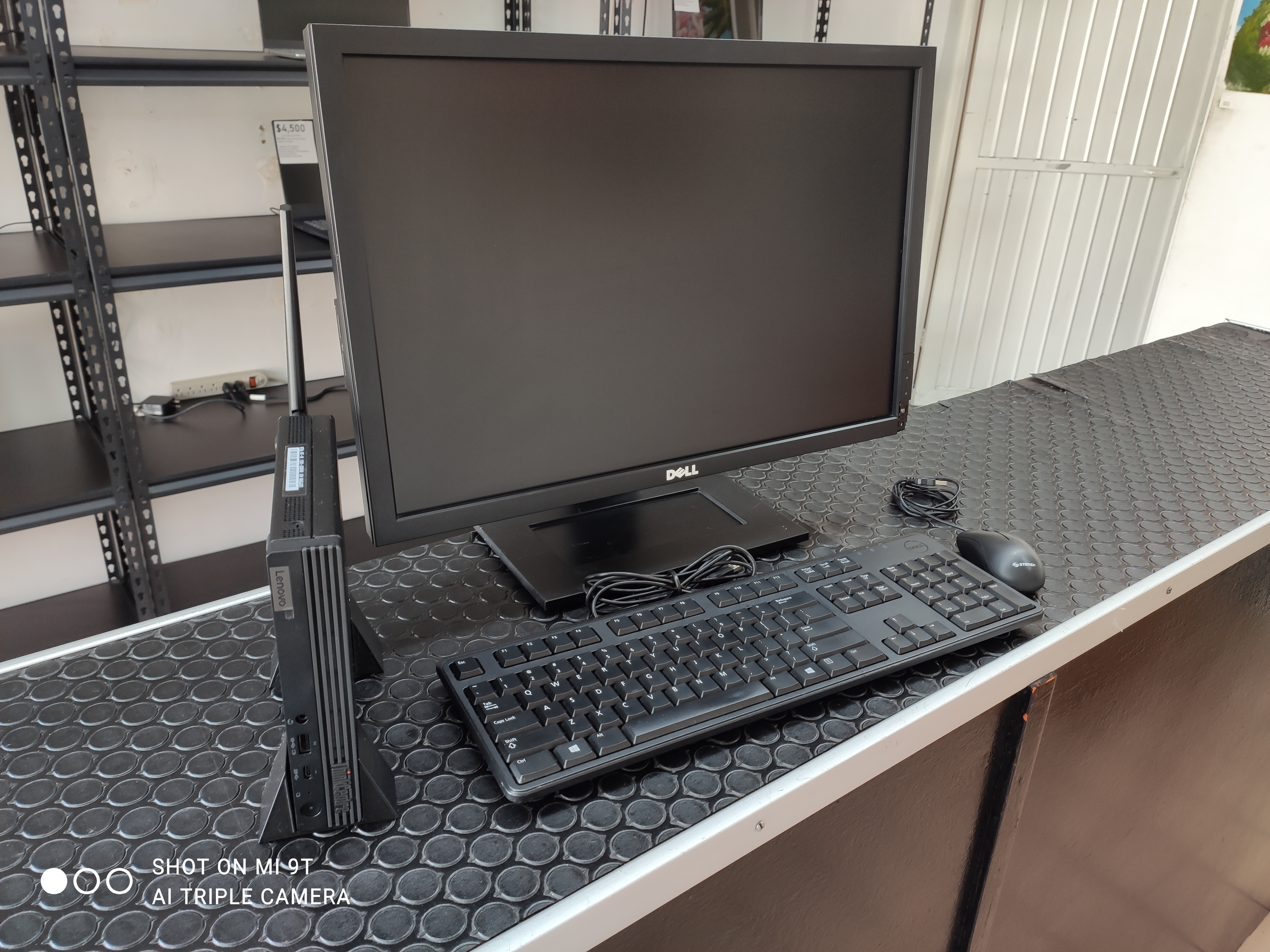 Lenovo ThinkCentre Mini PC