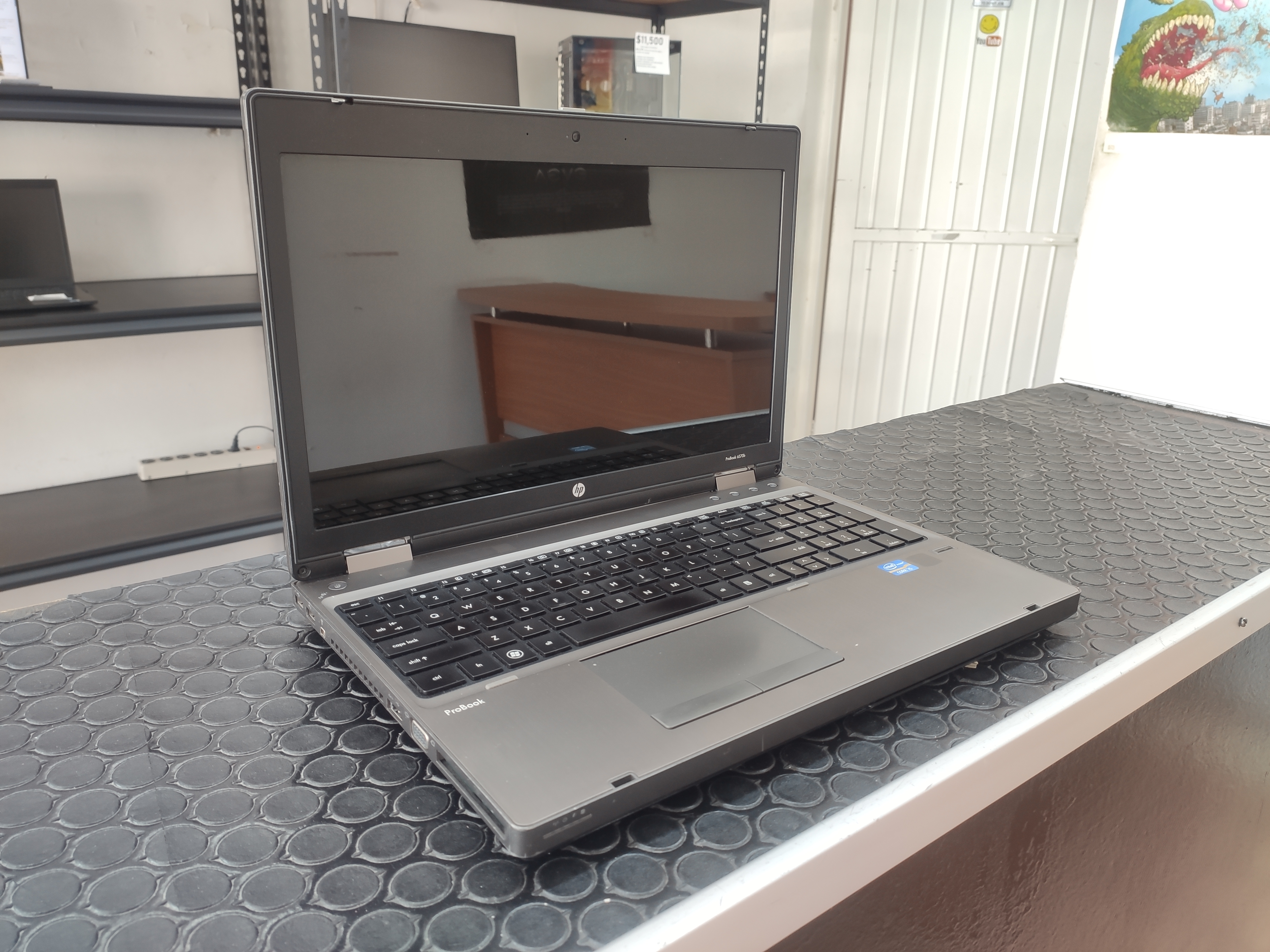 Laptop HP 15.6"
