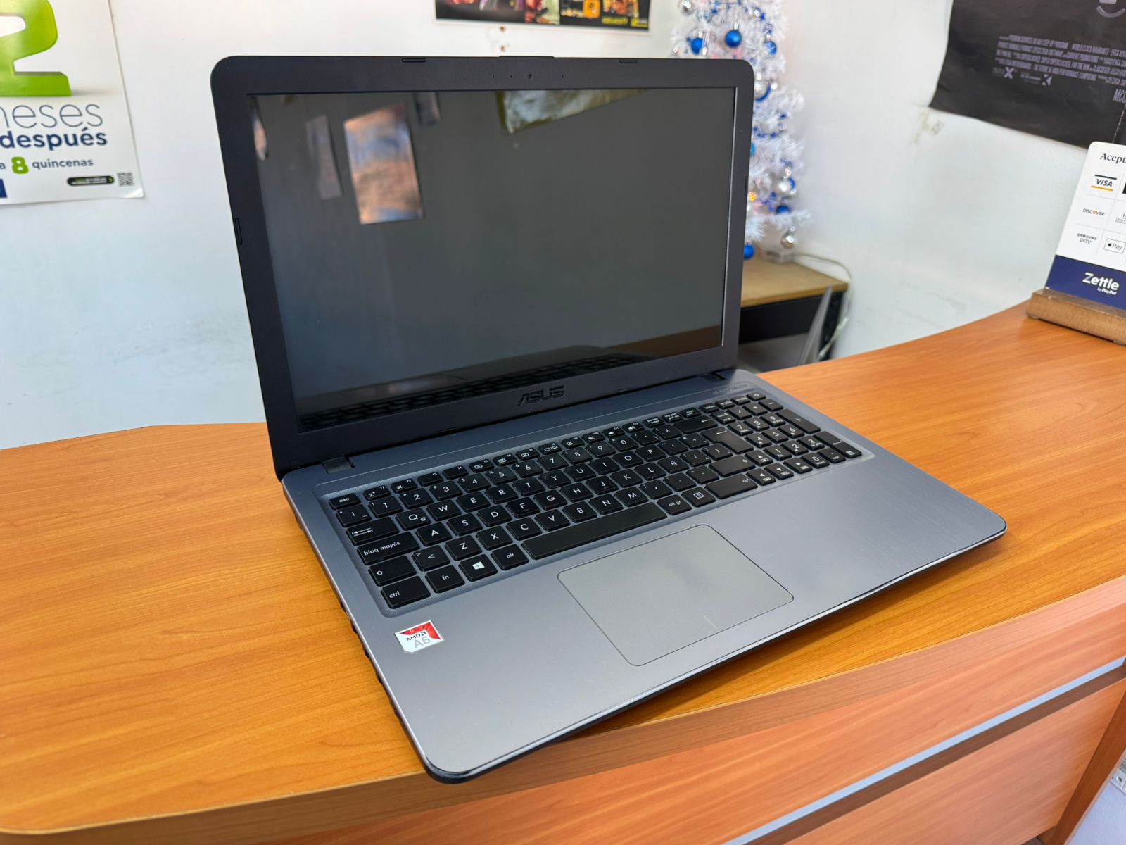 Laptop ASUS