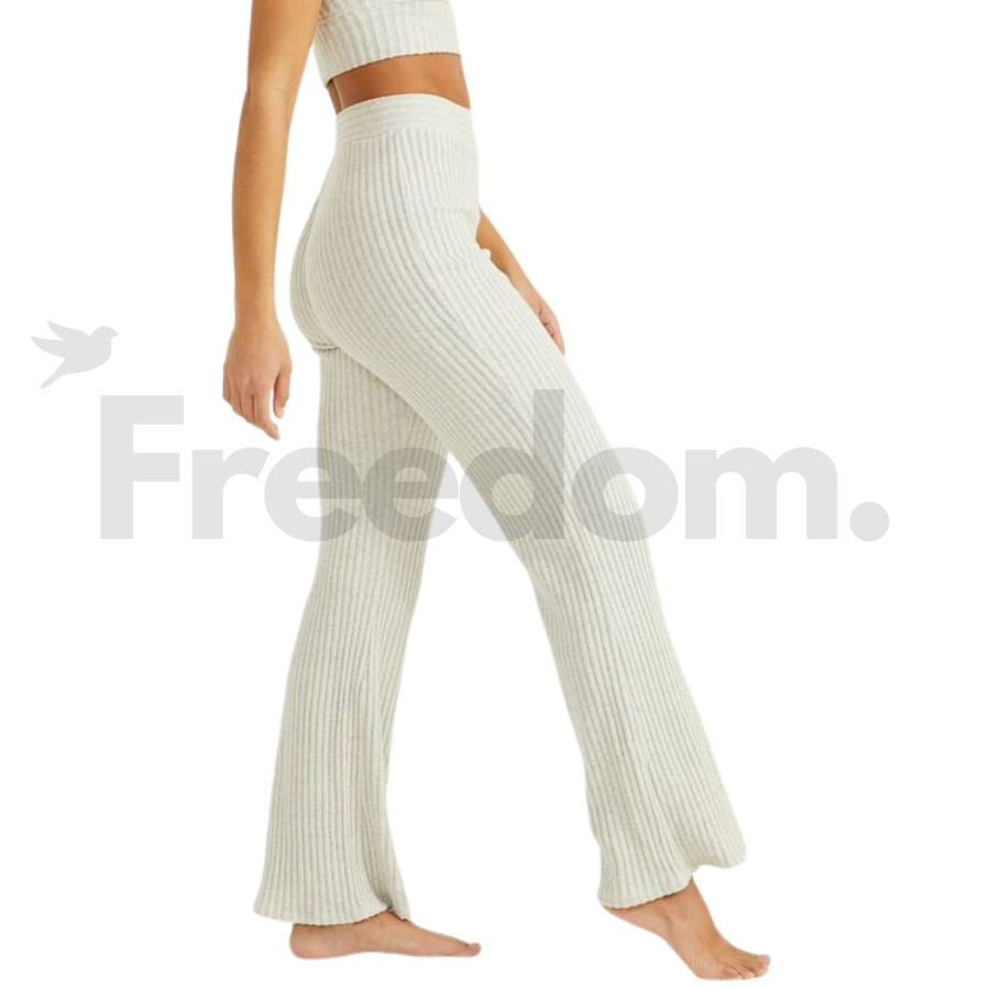 Conjunto Rib con Flare Pant + Polo con capucha