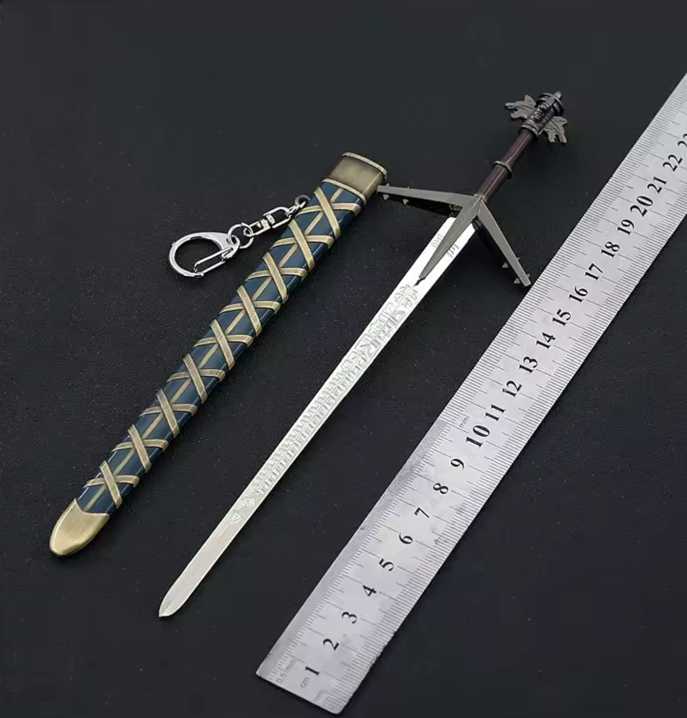 The Witcher Aerondight Sword Keychain – Fantasy Weapon Replica in Steel