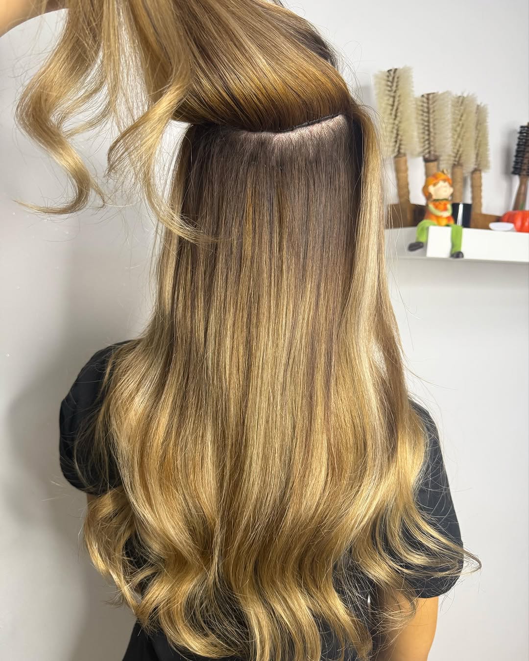 INVISIBLE WEFT ekstenzije