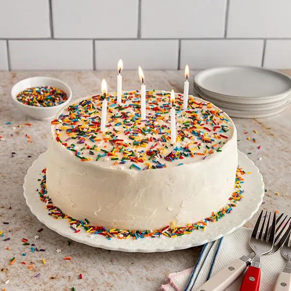 Birthday Cake ( Vanila)   1 KG