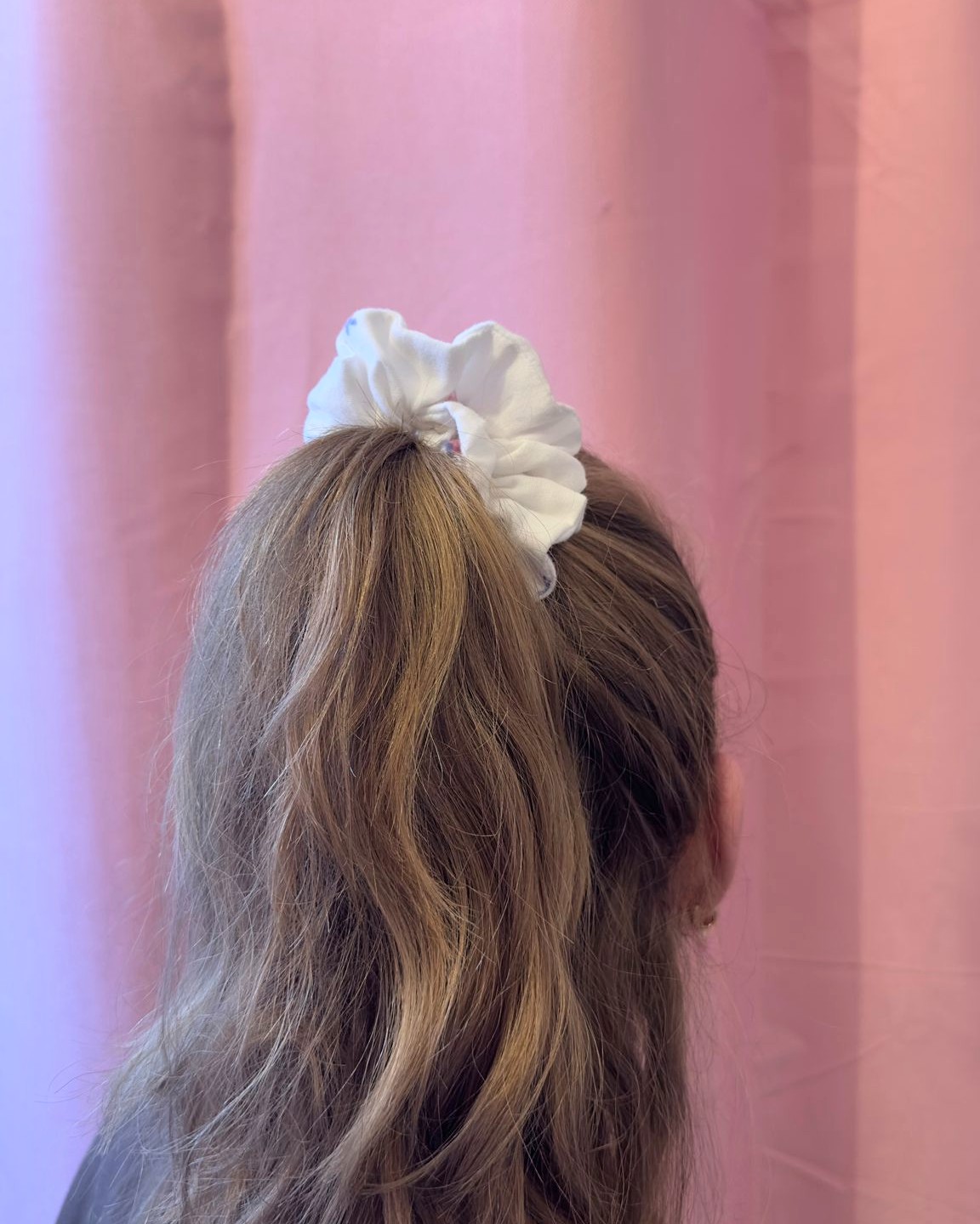 Strawberry Fields - Medium XL Stretch Scrunchie