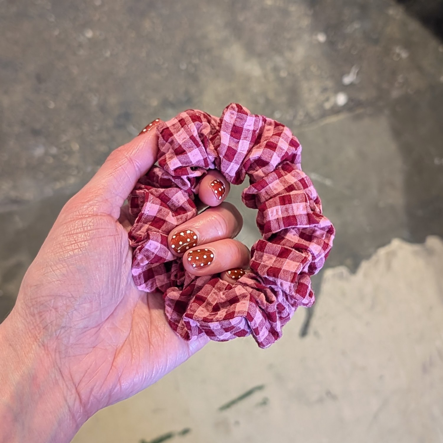 Raspberry Ripple - Medium XL Stretch Scrunchie