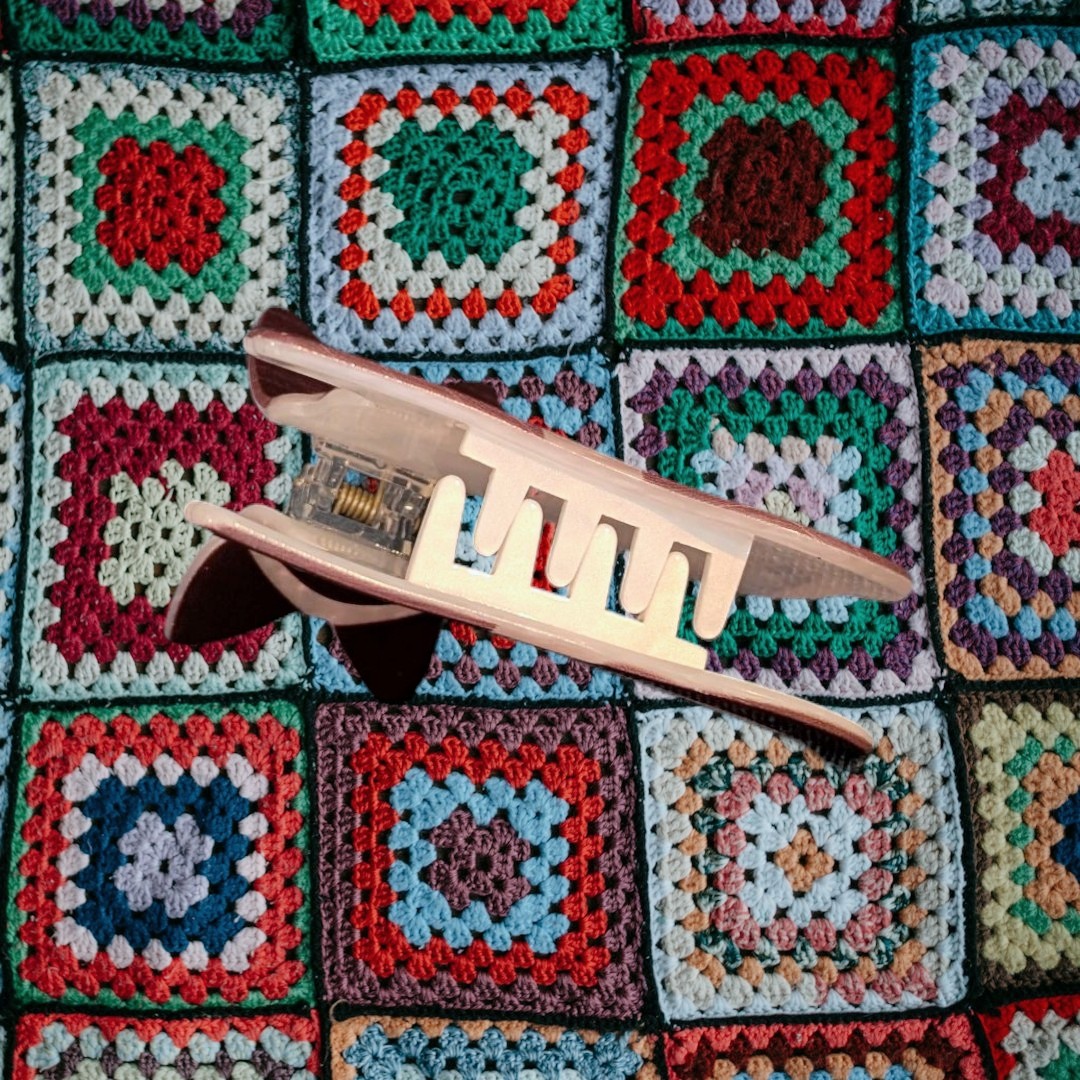 Simese Kitty Mini Hair Claw Clip