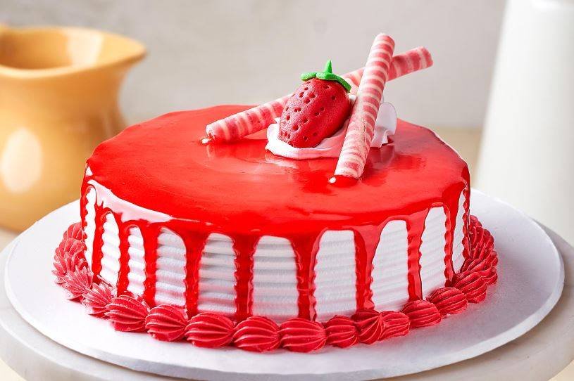 Strawberry Cream Cake