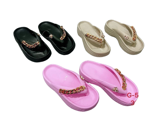 Sandales pour femmes avec chaîne dorée