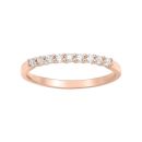 Anillo de oro rosa con diamantes