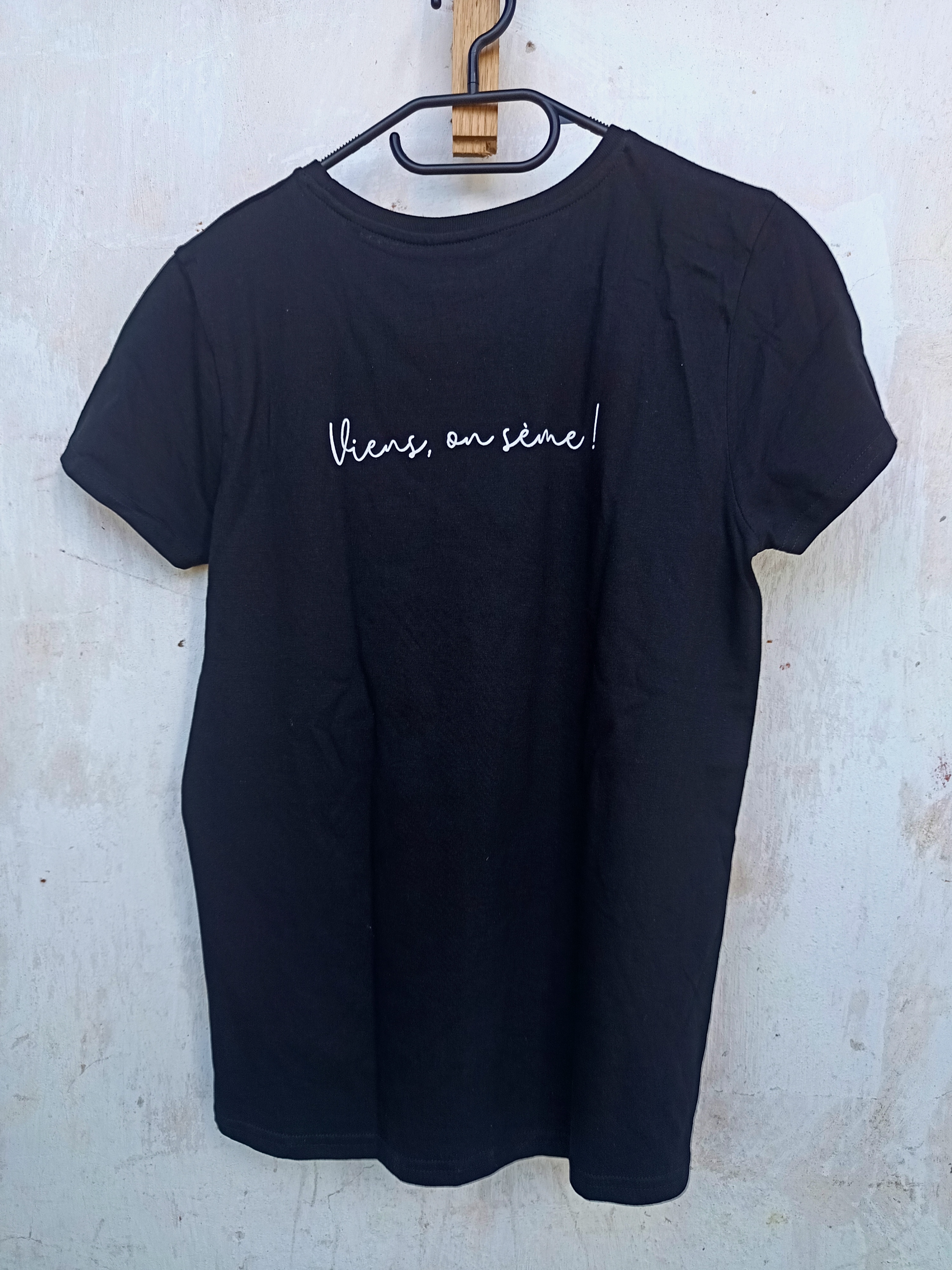 T-shirt Femme "Viens, on sème"