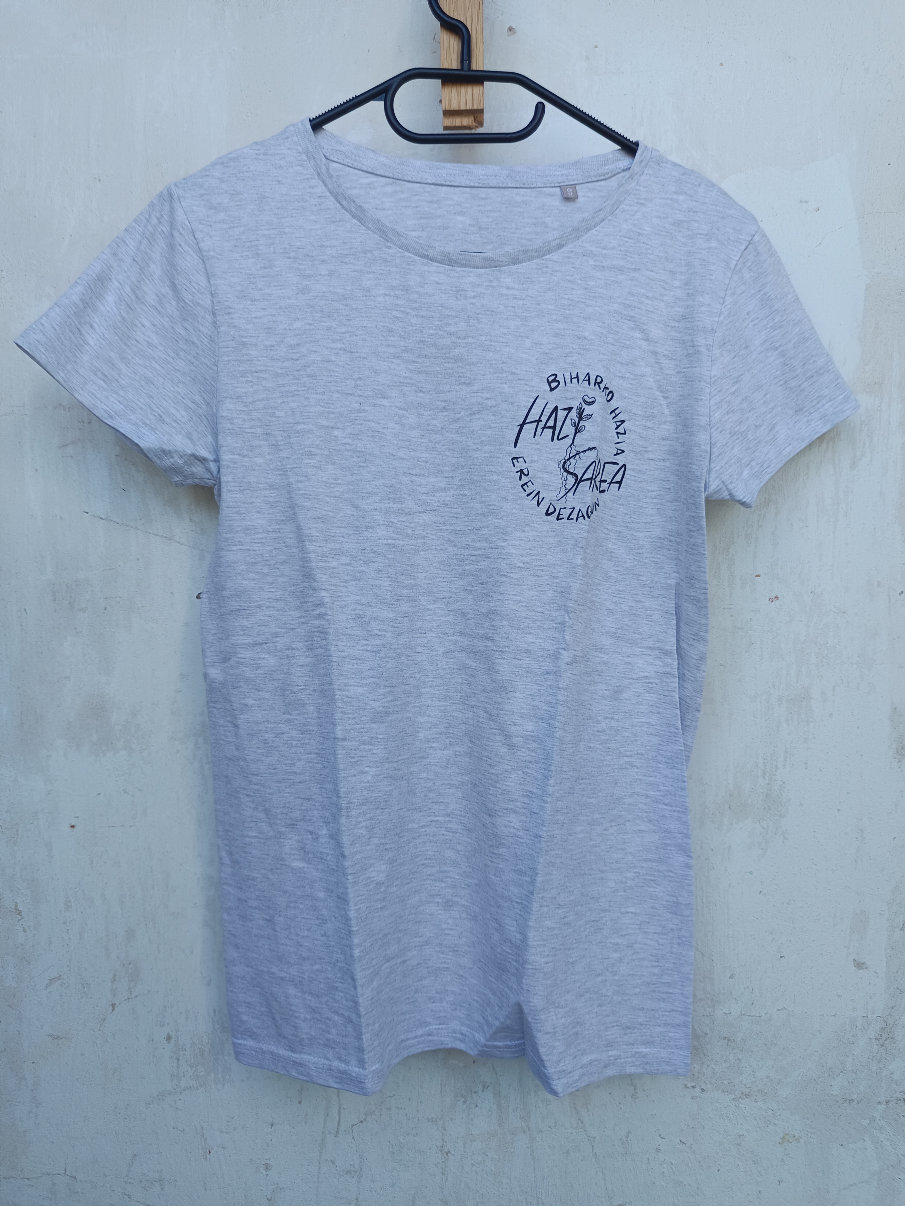 T-shirt Femme citation de Vandana Shiva