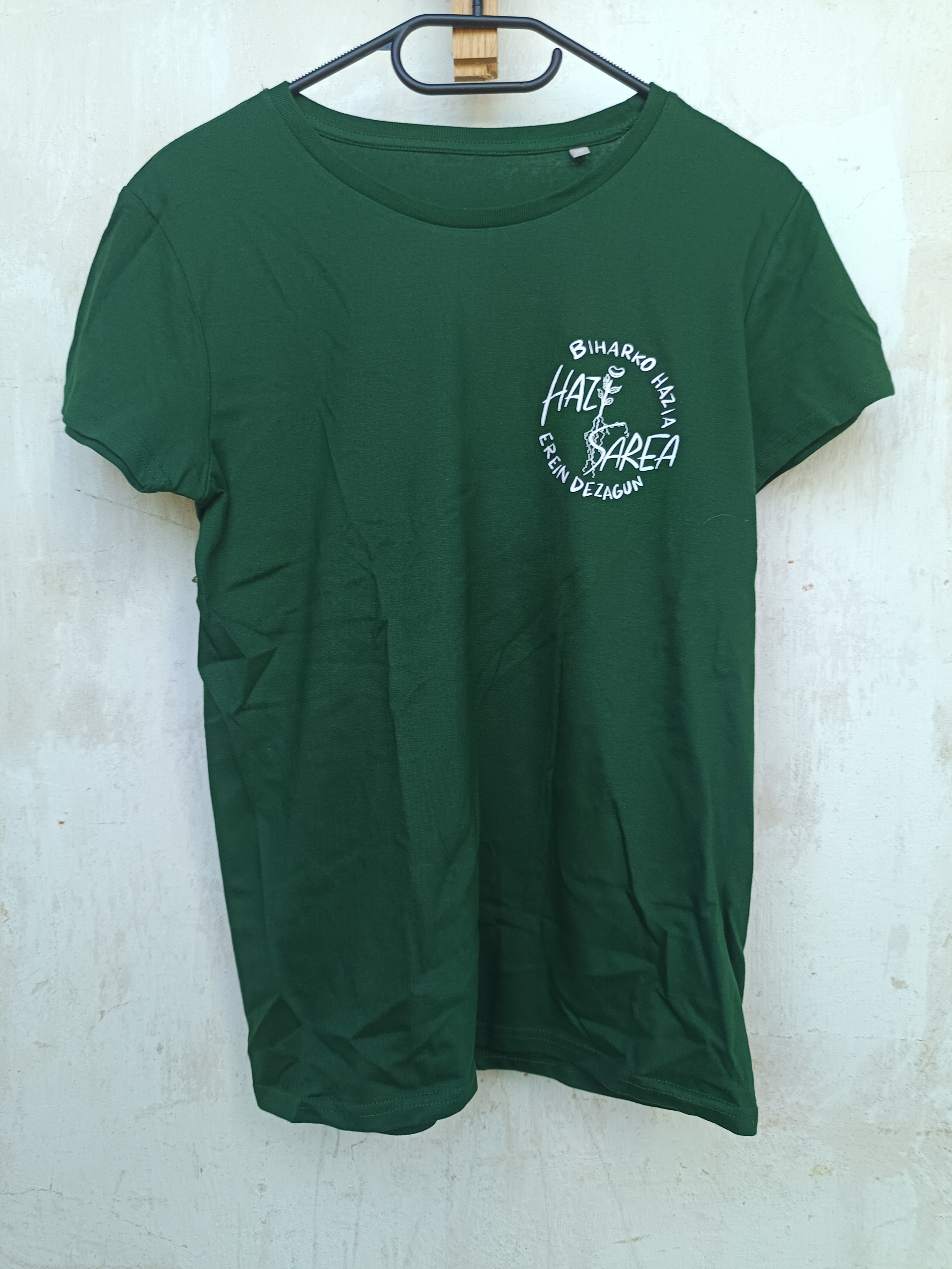 T-shirt Femme slogan Hazi Sarea