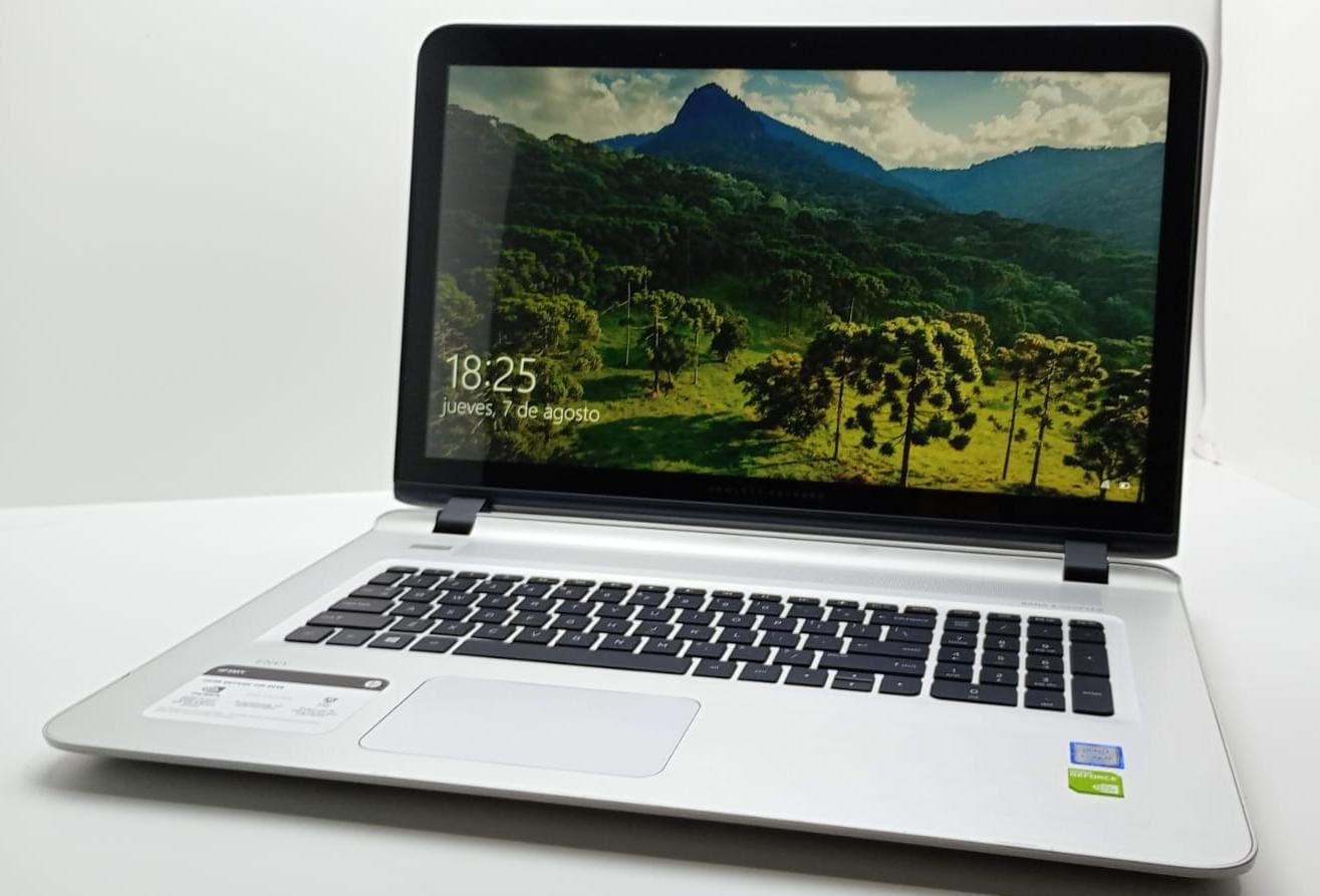 HP Envy 17-S1