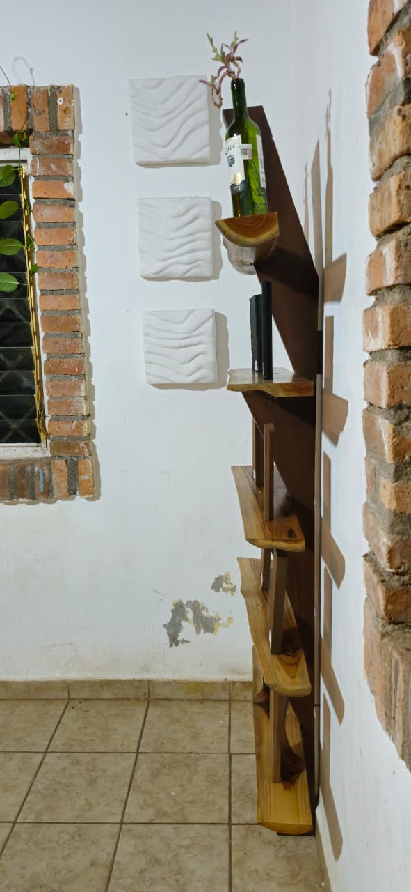 Repisero de Teka y Parota