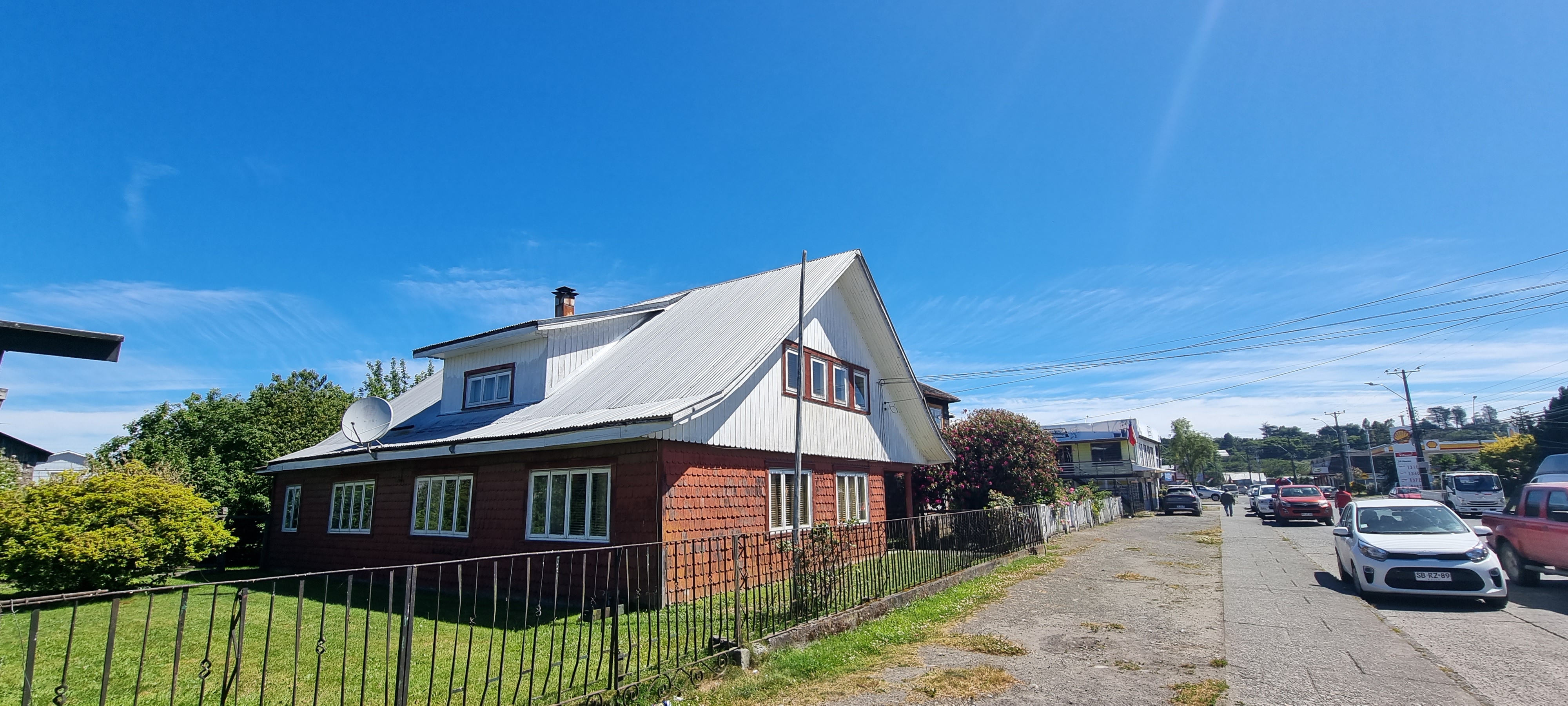 VENDO - Casa 235 m2 con terreno de  972 m2 en Llanquihue