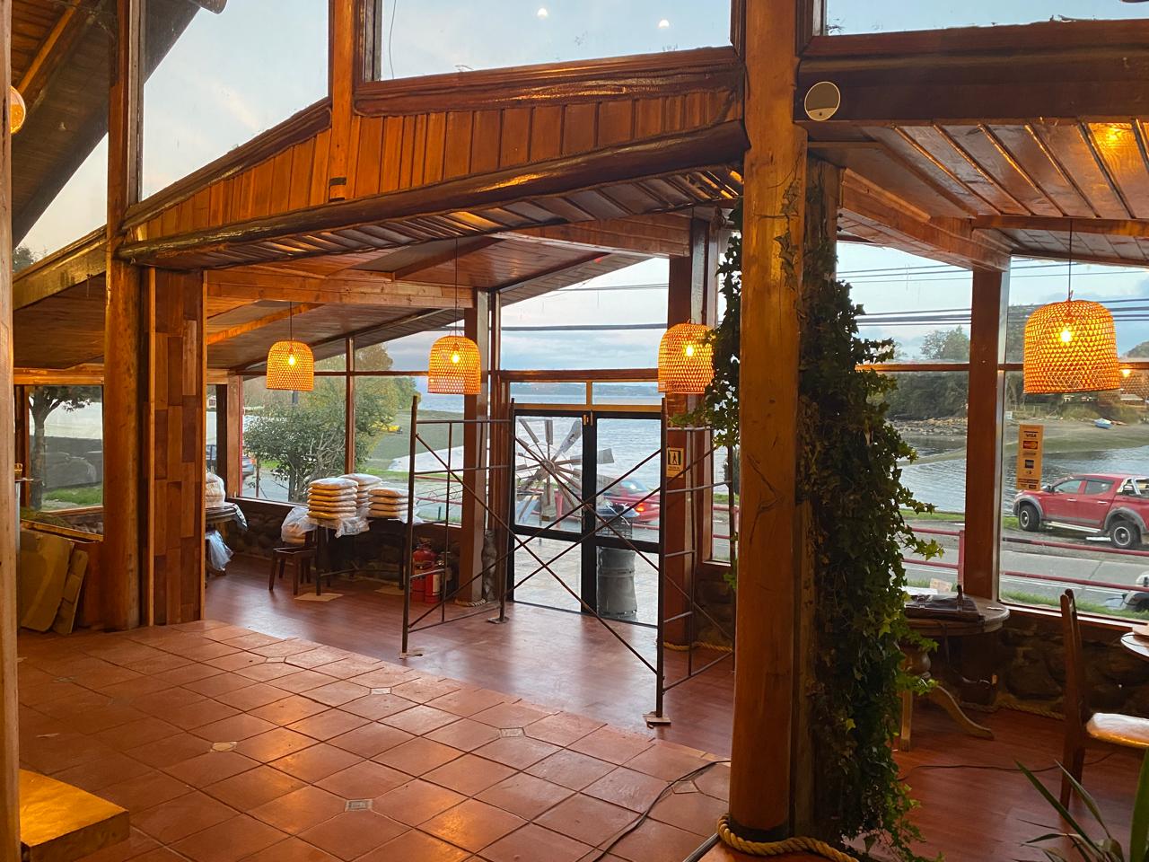 VENDO - RESTAURANT EN CHINQUIHUE, PUERTO MONTT