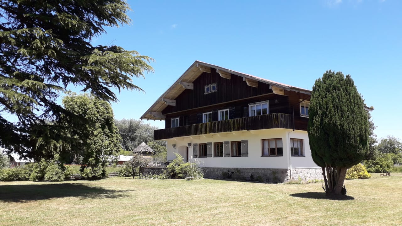 VENDO – CASA DE 3 PISOS EN PARCELA DE 1 HECTÁREA, FRUTILLAR