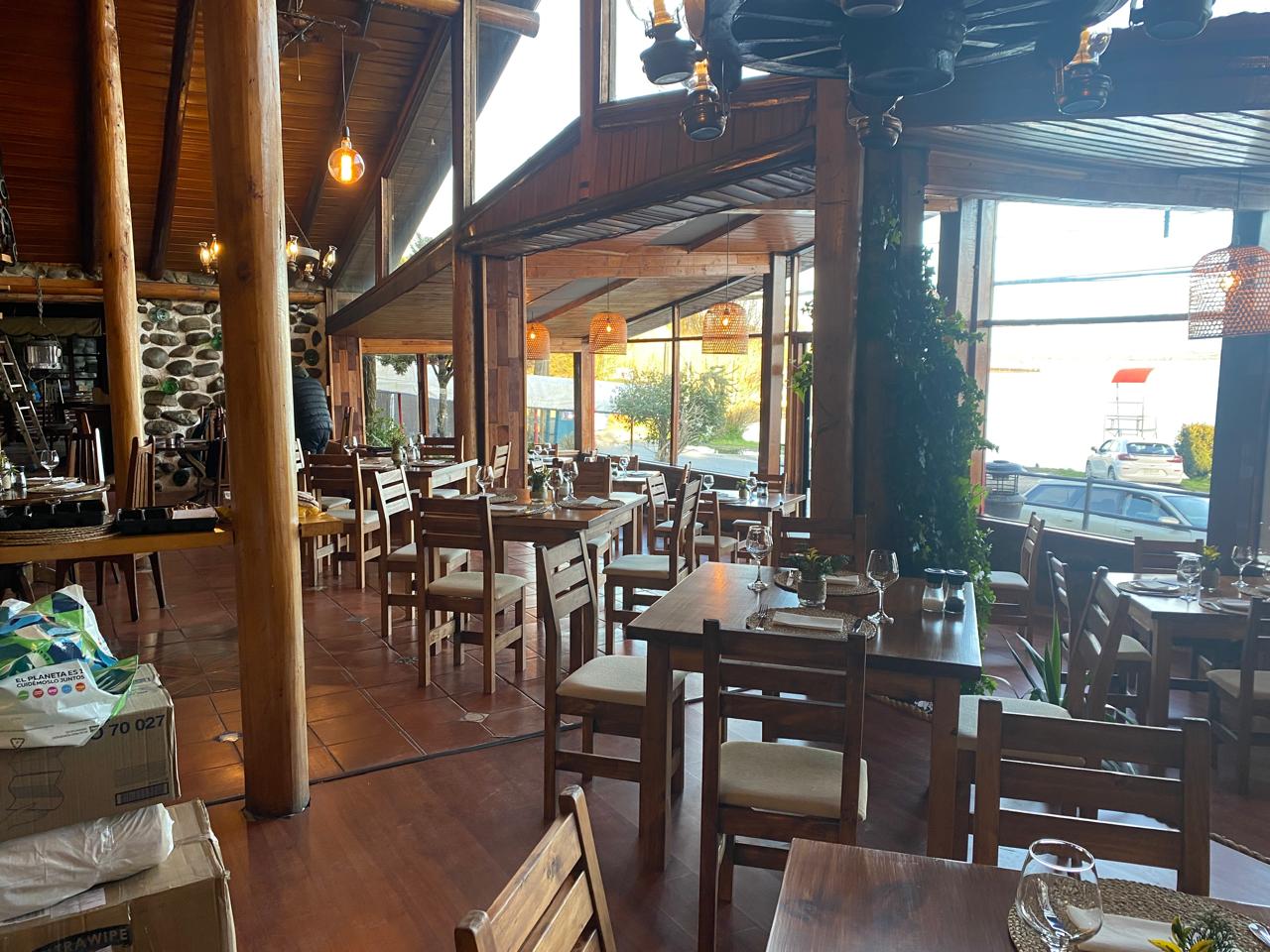 VENDO - RESTAURANT EN CHINQUIHUE, PUERTO MONTT