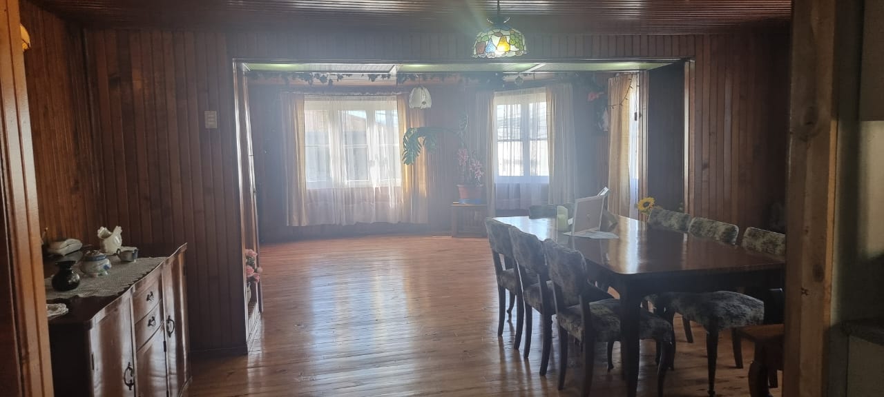 VENDO - Casa de 3 pisos en Puerto Montt