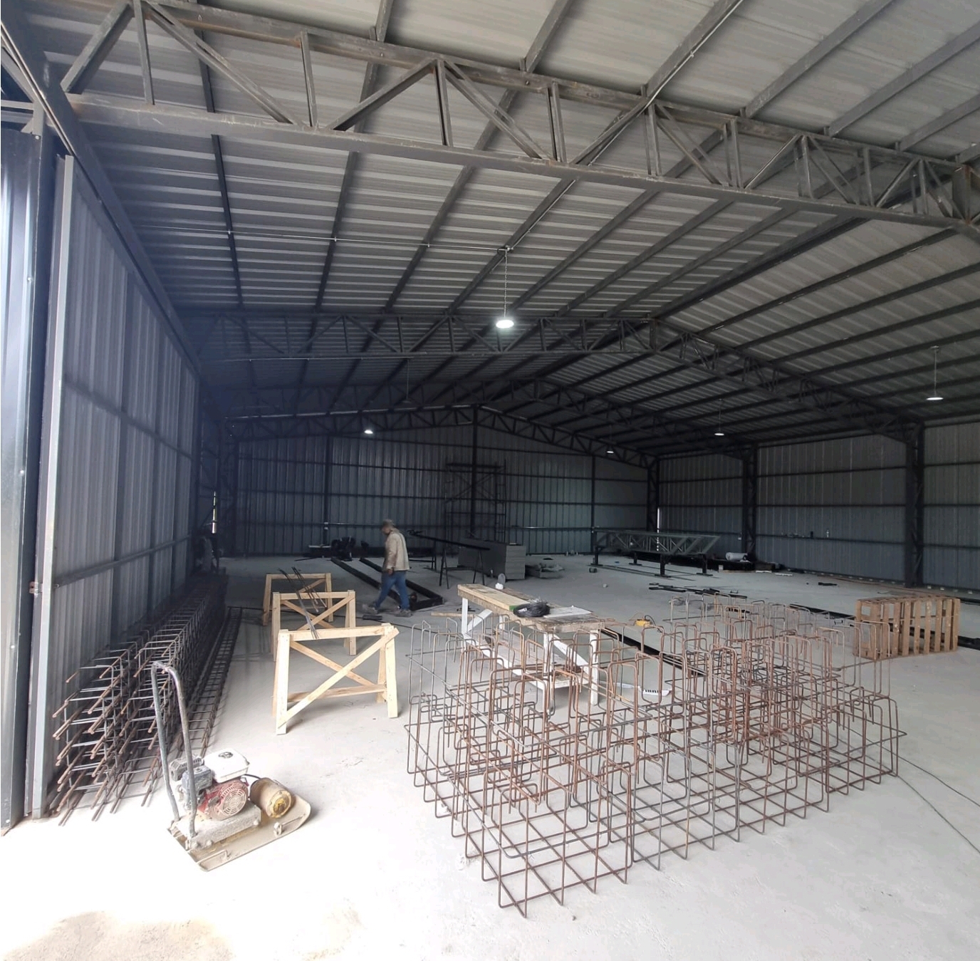 ARRIENDO - BODEGA PARQUE INDUSTRIAL PUERTO VARAS