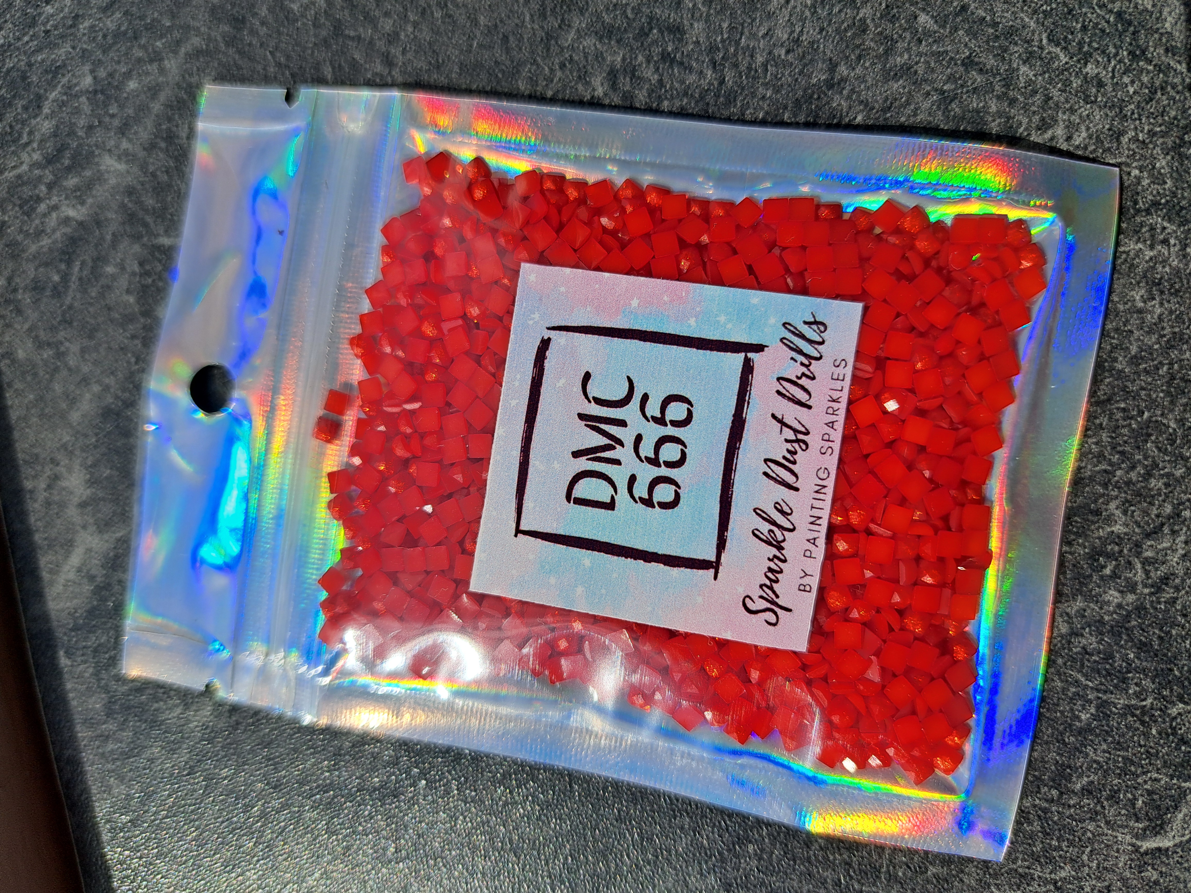 Fairydust Drills Square - DMC #666 - 10 gram Bag