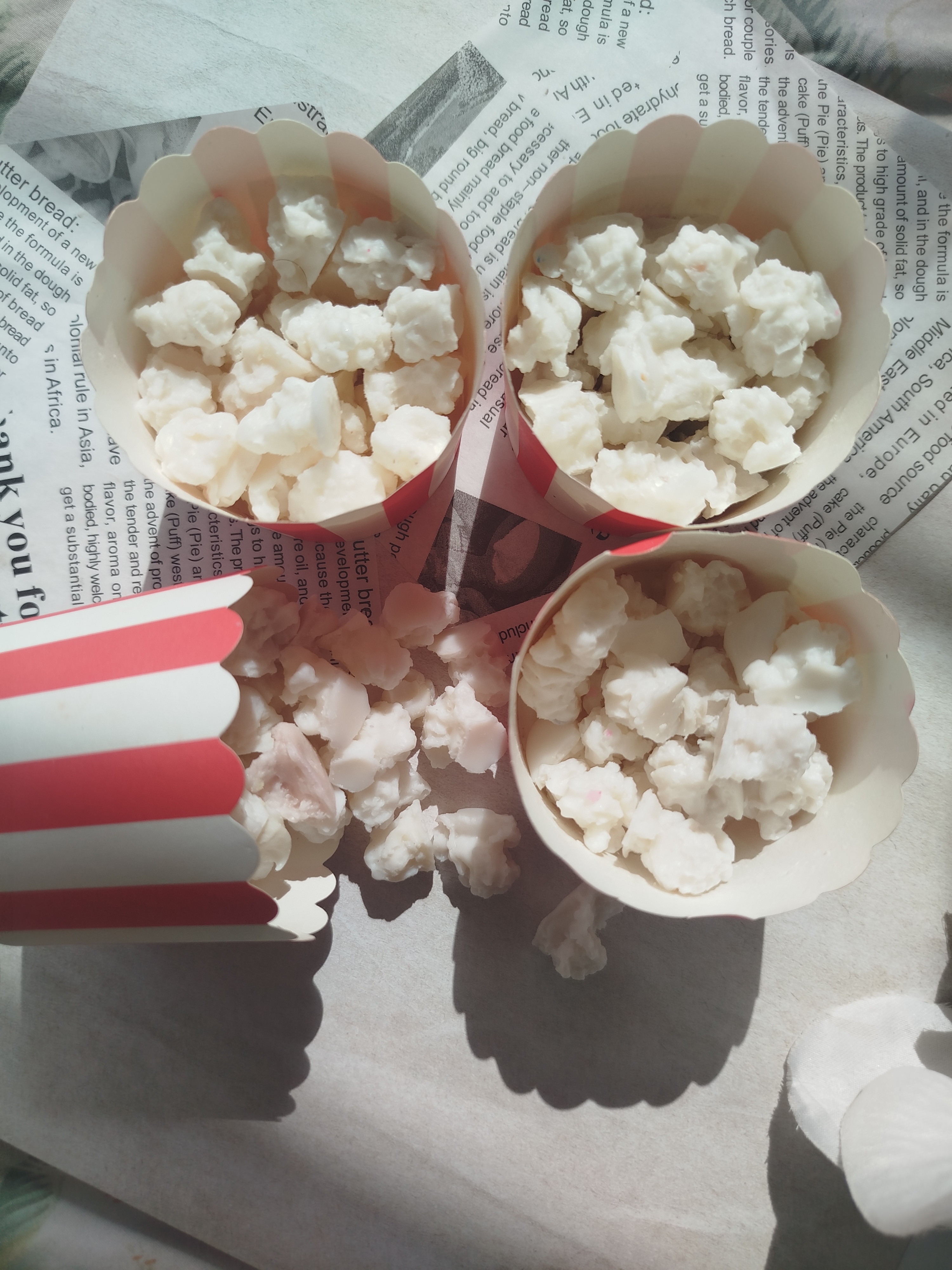 Wax melts: sweet popcorn.