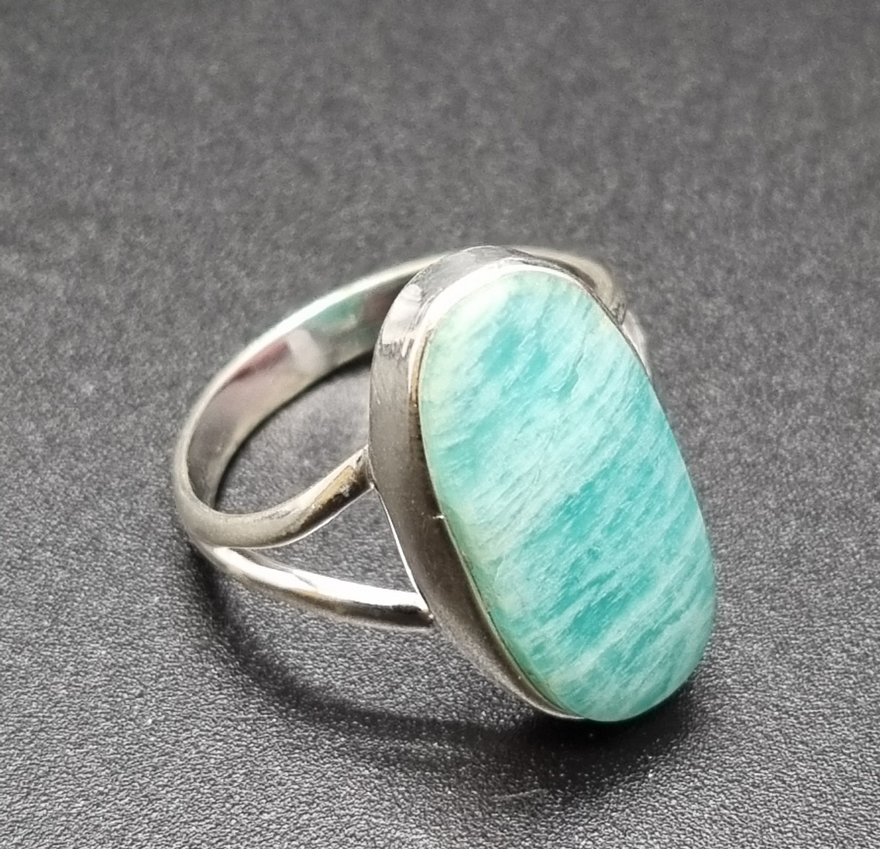 Bague en argent avec amazonite