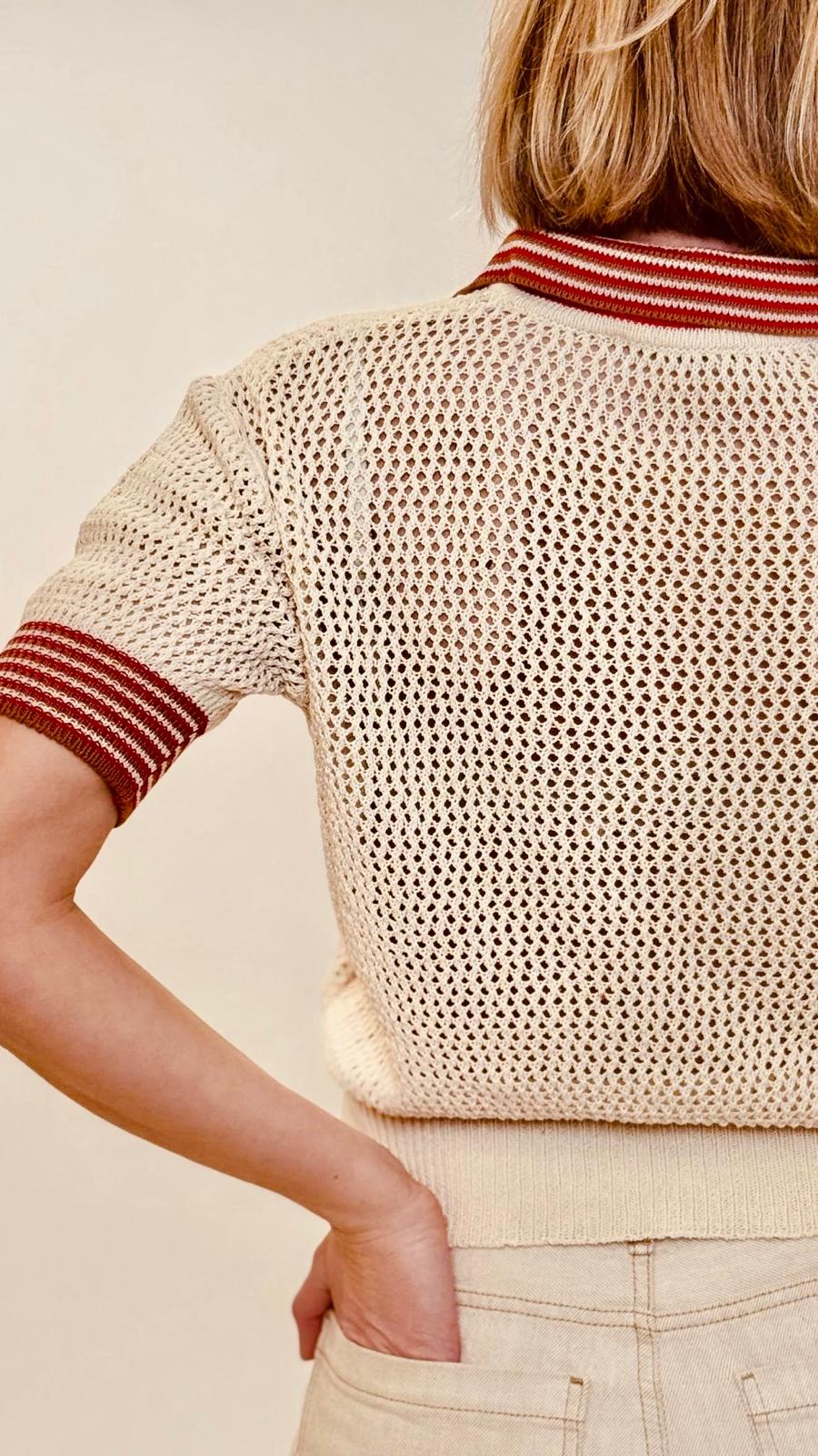 Polo Paris da donna senza bottoni in puro cotone effetto macramè, Paris buttonless women polo shirt in pure cotton with macrame effect