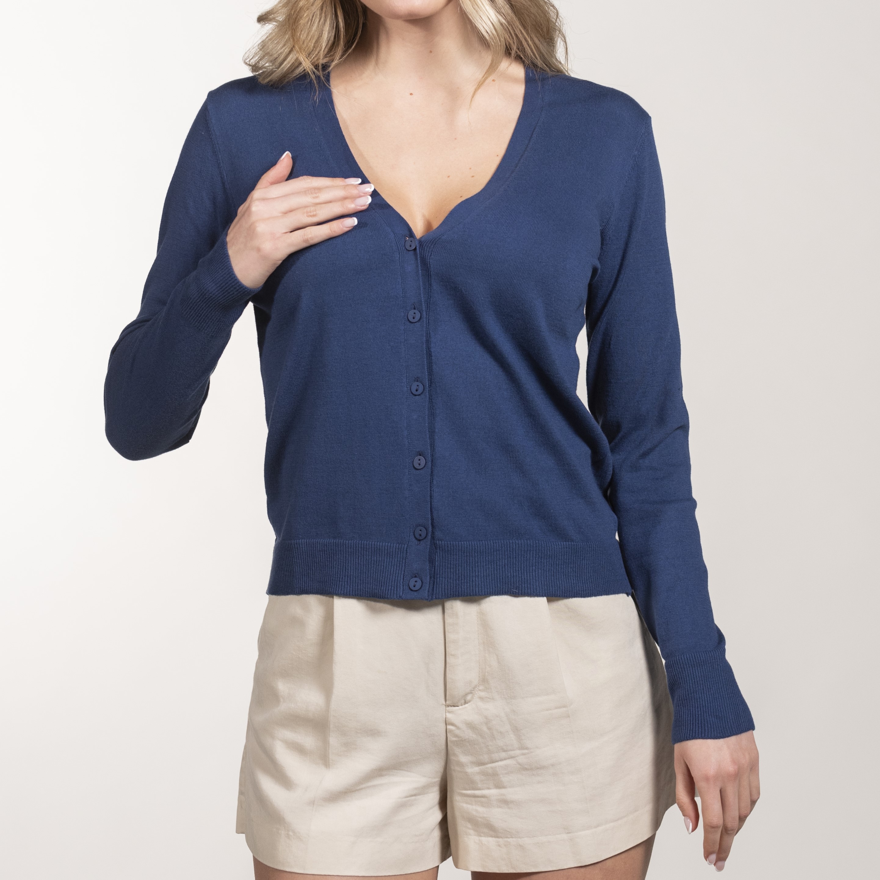 Cardigan sciallato donna in puro cotone con bottoni - Women shawl-cut cardigan in pure cotton with buttons
