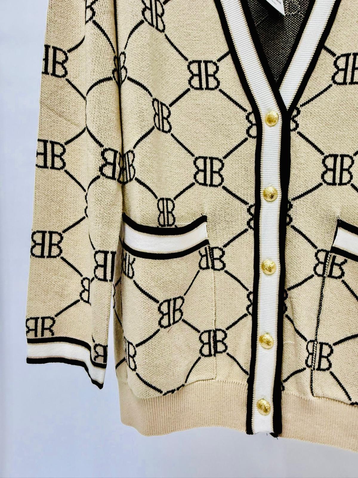 cardigan sciallato oversize da donna VIP con bottoni, women shawl-cut oversize VIP cardigan with buttons