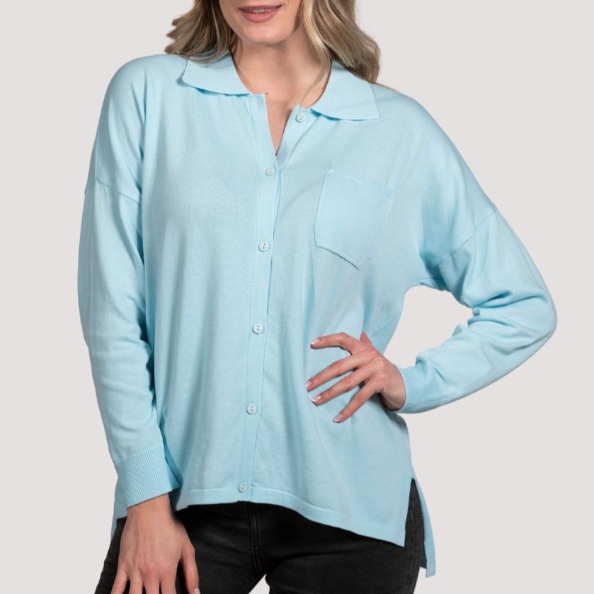 camicia oversize donna in puro cotone con bottoni e spacchi laterali, women mai shirt in pure cotton with buttons and side splits