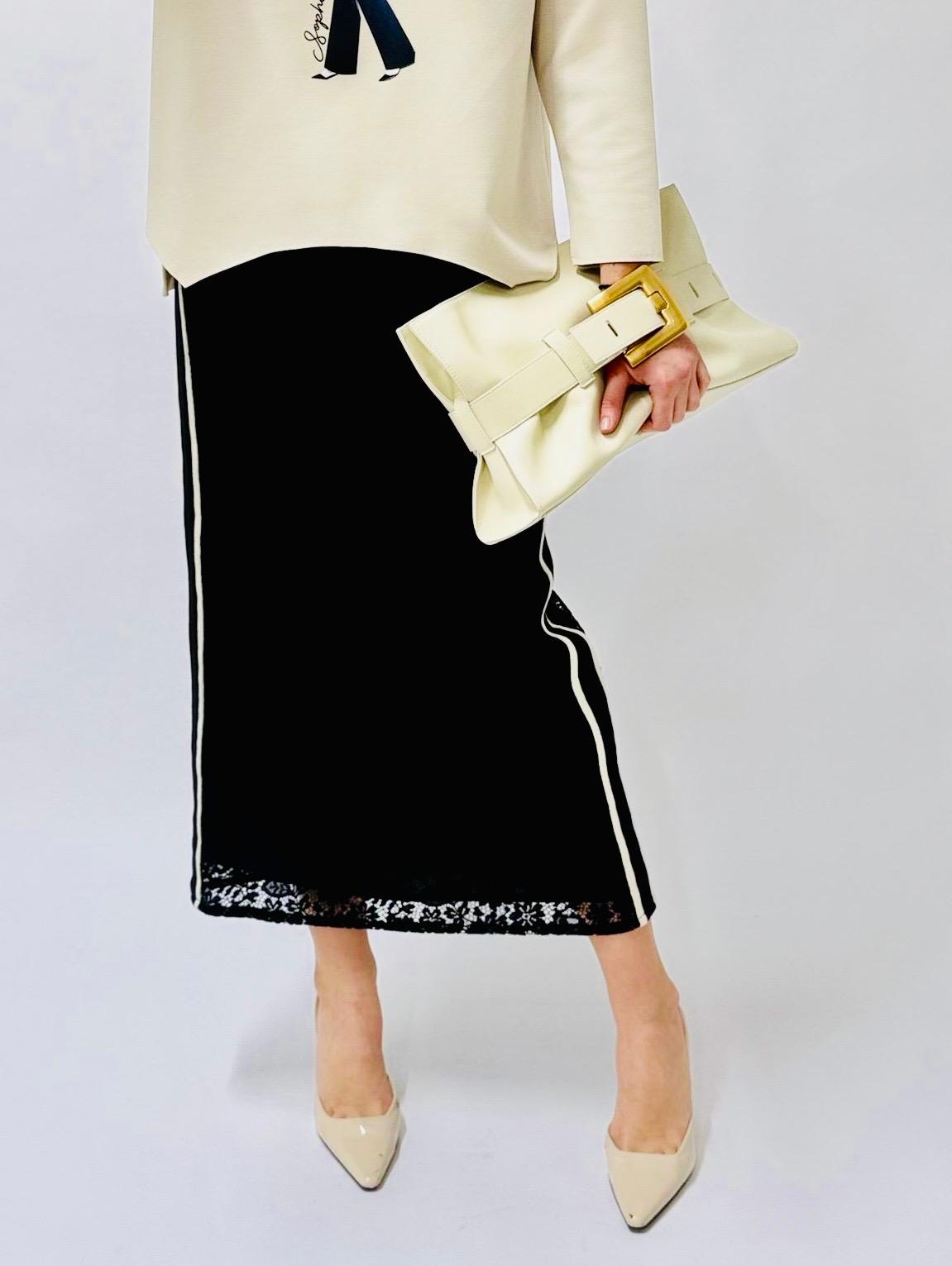 Gonna lunga in pizzo Flair, long lace Flair skirt