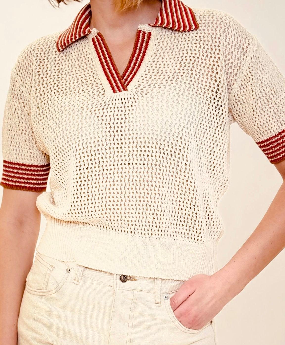 Polo Paris da donna senza bottoni in puro cotone effetto macramè, Paris buttonless women polo shirt in pure cotton with macrame effect