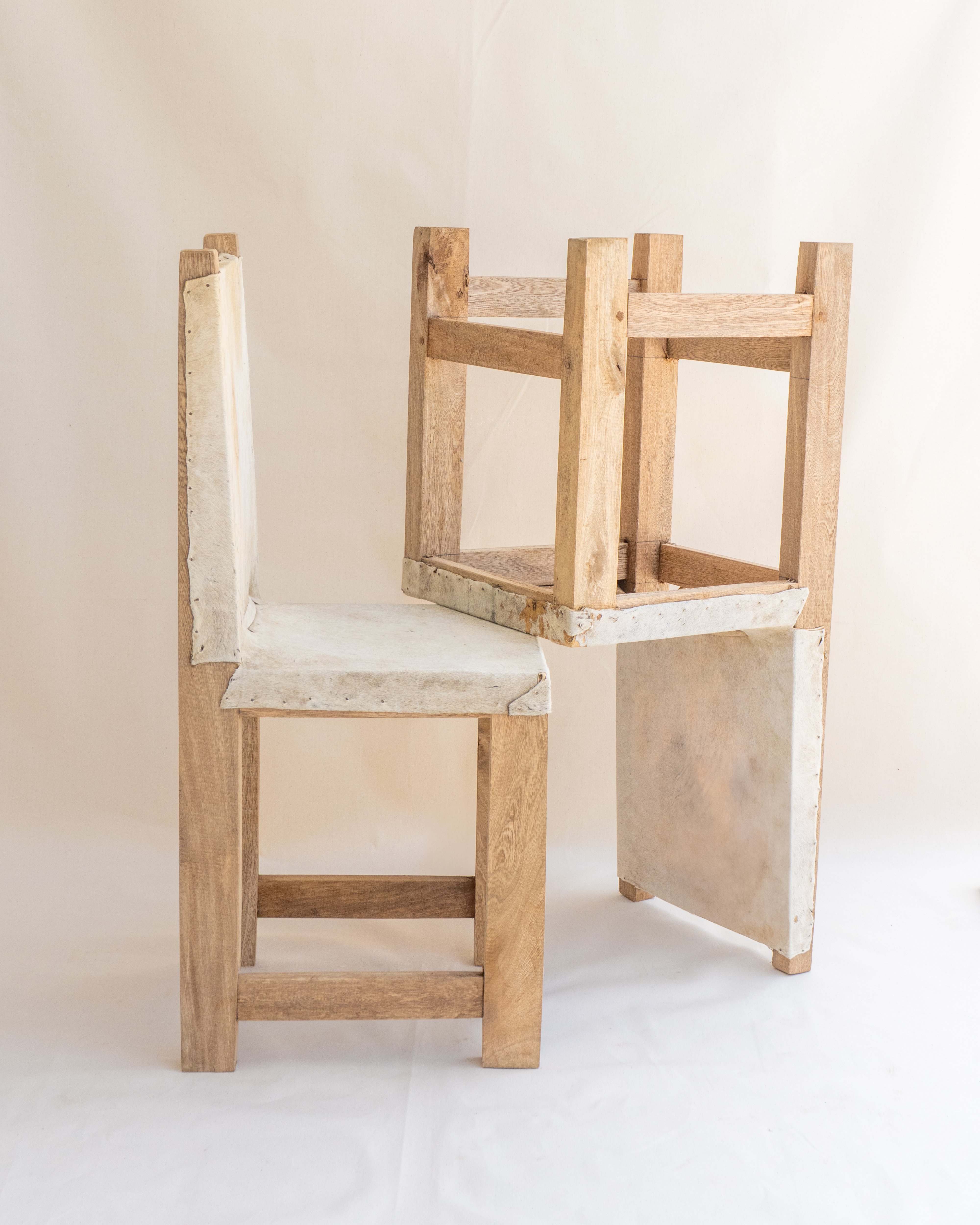 Taburete de Madera con Espaldar