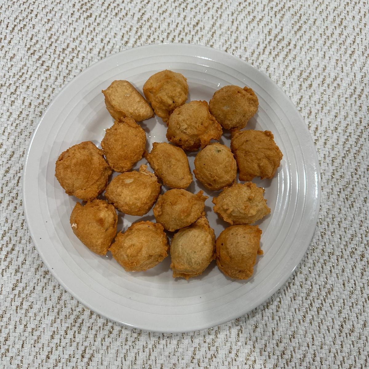 Bolitas de masa frita