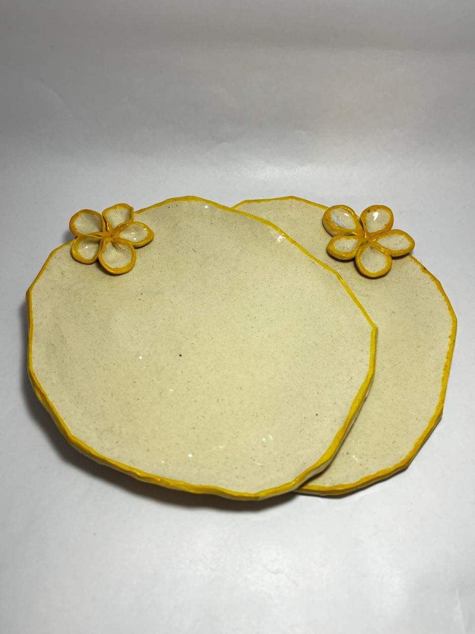 Mellow Yellow Plates
