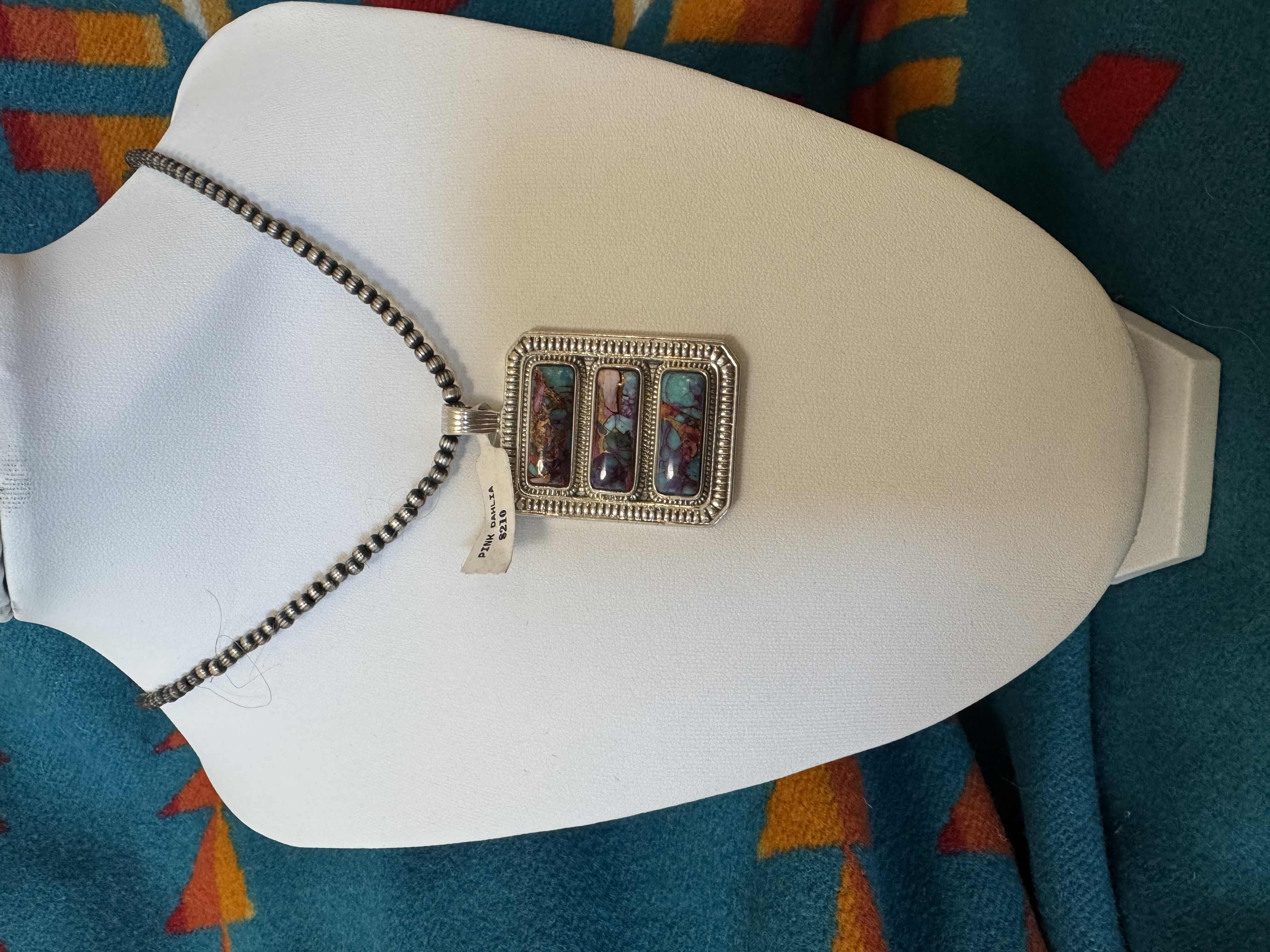 The Sidebar Pendant
