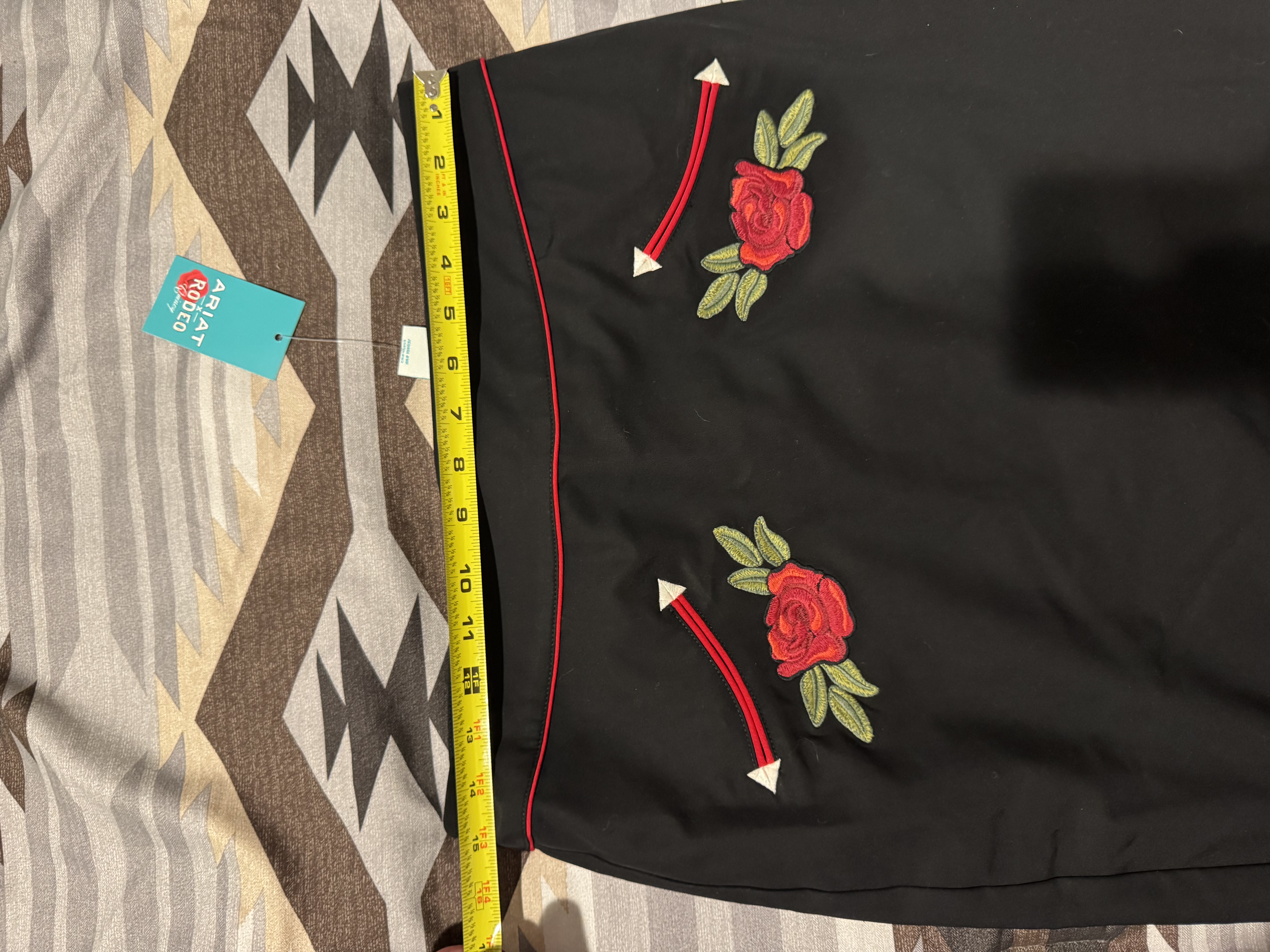 NWT Ariat x Rodeo Quincy Skirt - Size 10