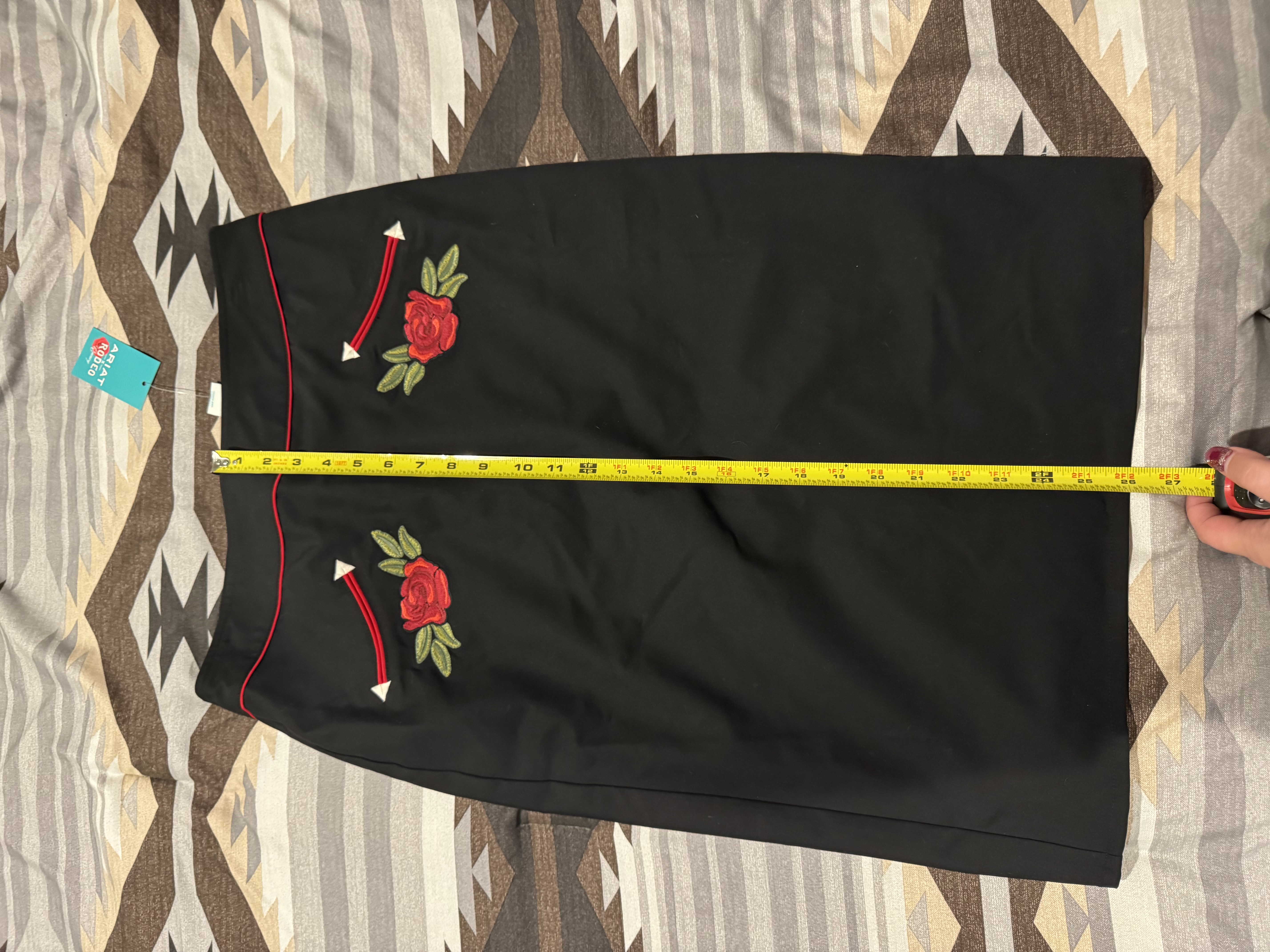 NWT Ariat x Rodeo Quincy Skirt - Size 10