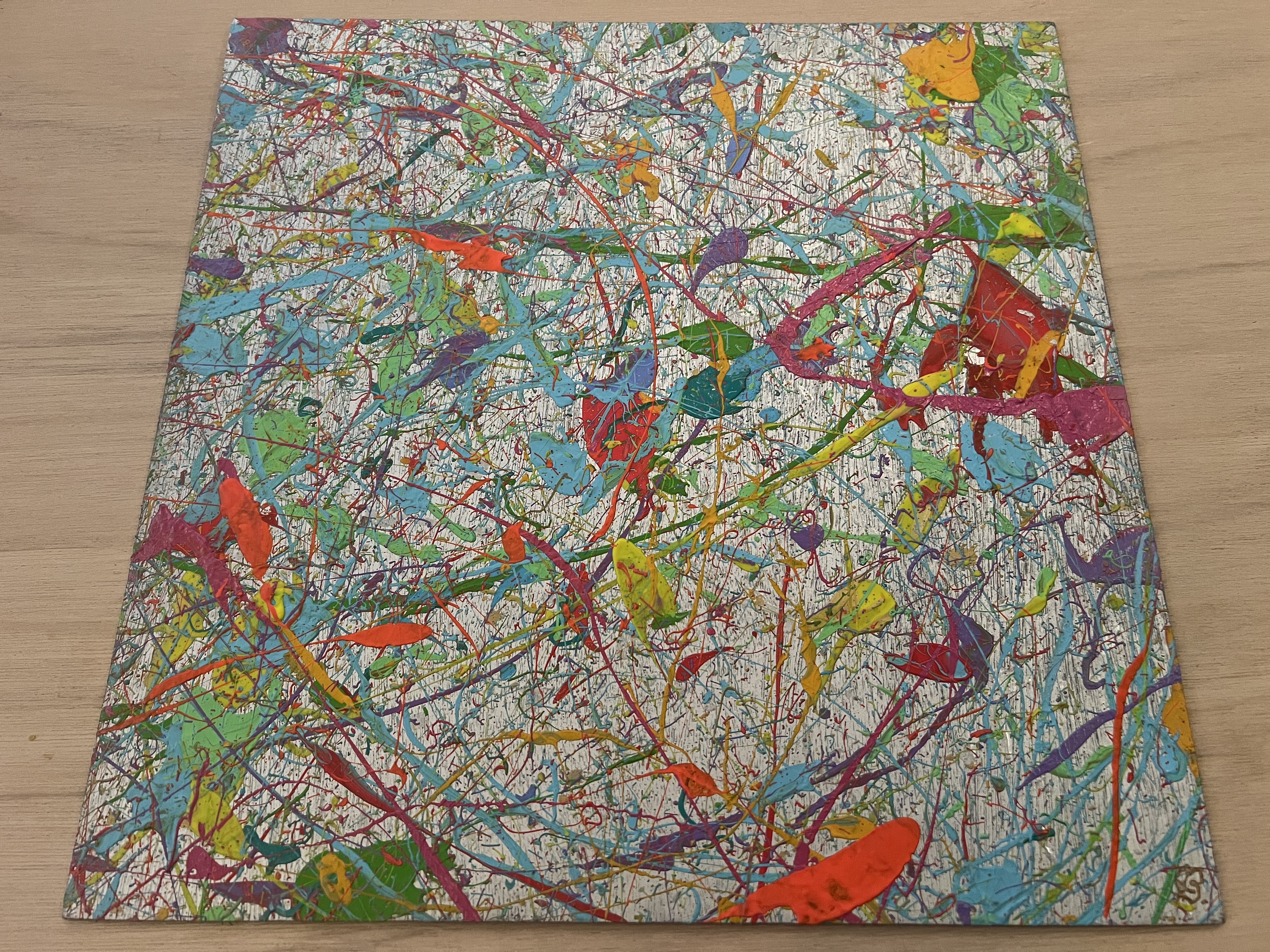 50k+ Series - BENJIMAS LIT POLY CHROMATIC - 15.010