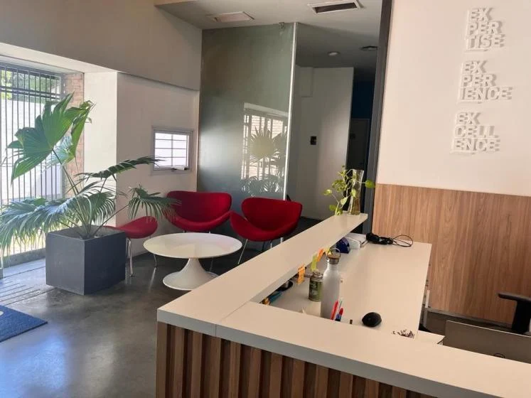 Oficina comercial, Jardin espinosa