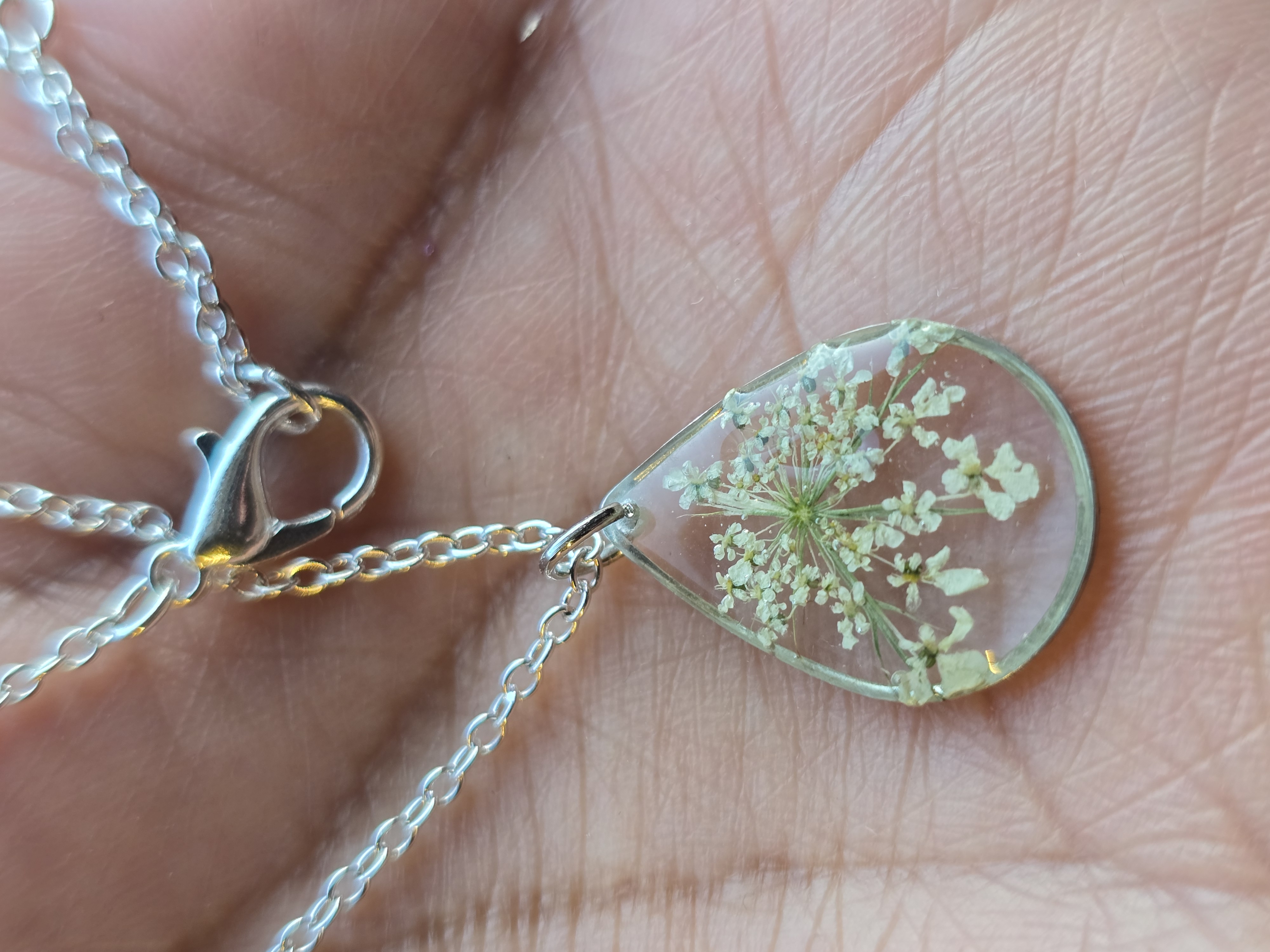 Queen Anne’s Lace Necklace (Tear drop bezel)